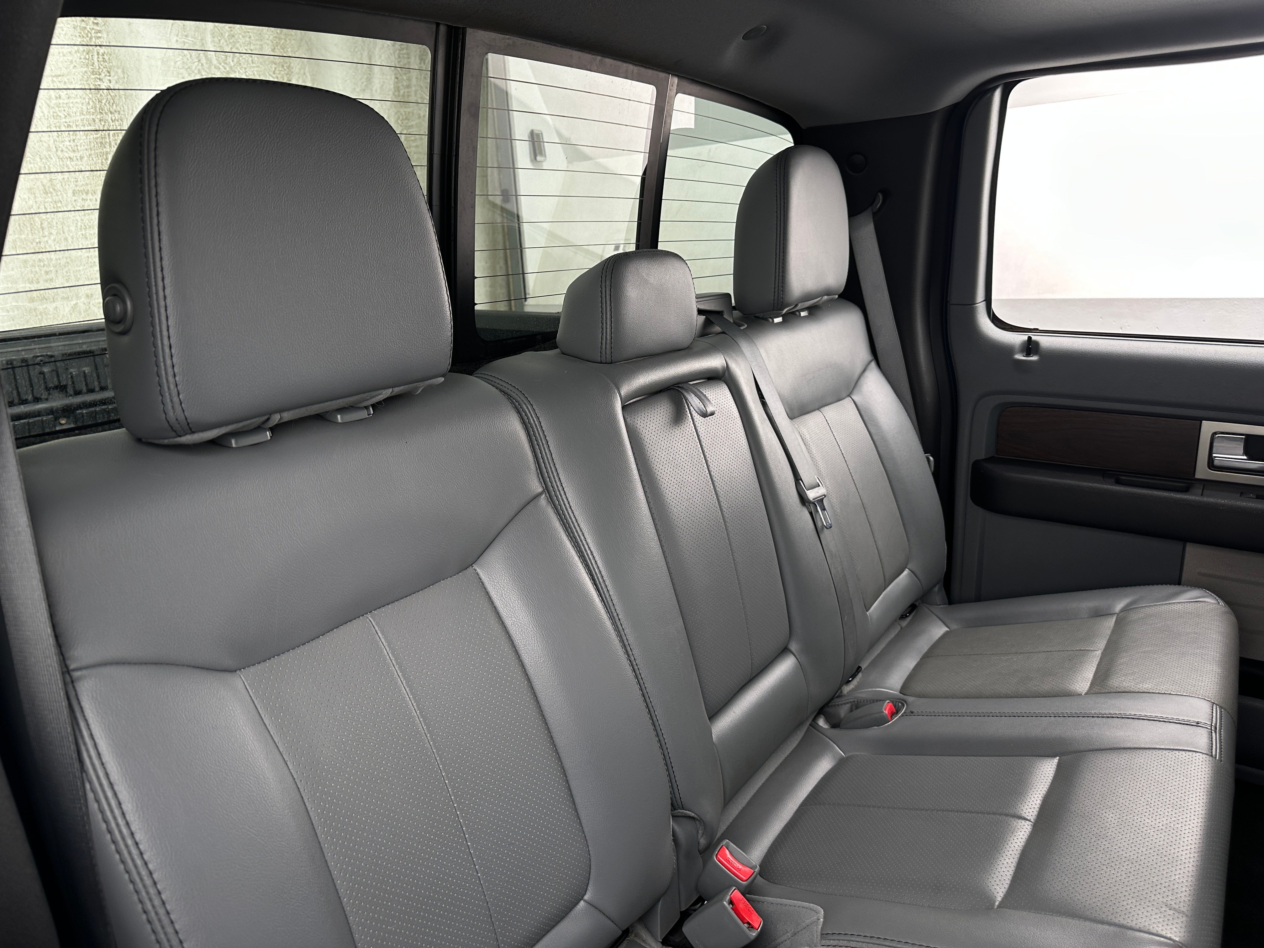 2013 Ford Econoline E-150 5