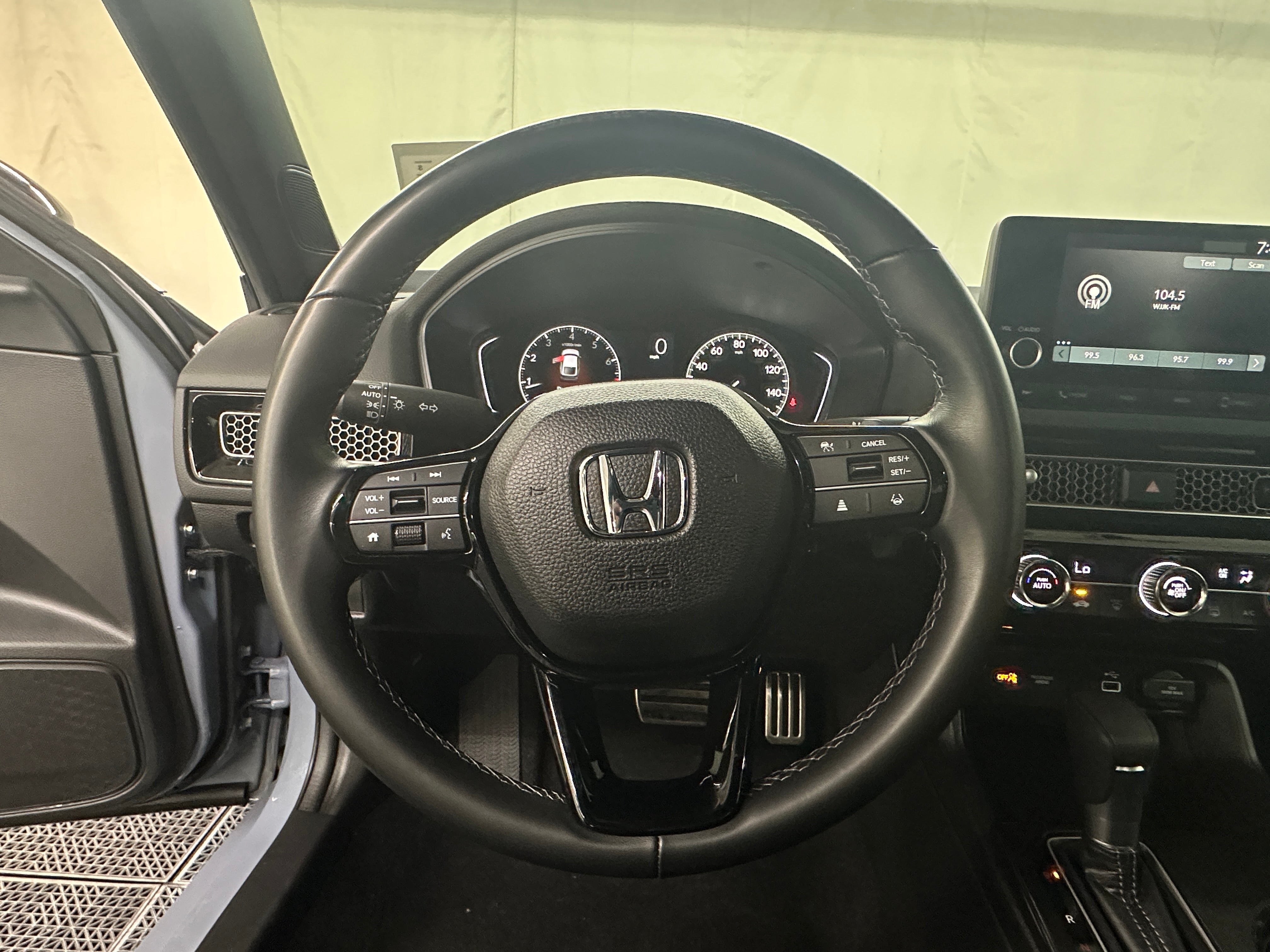 Thumbnail: 2024 Honda Civic - 5