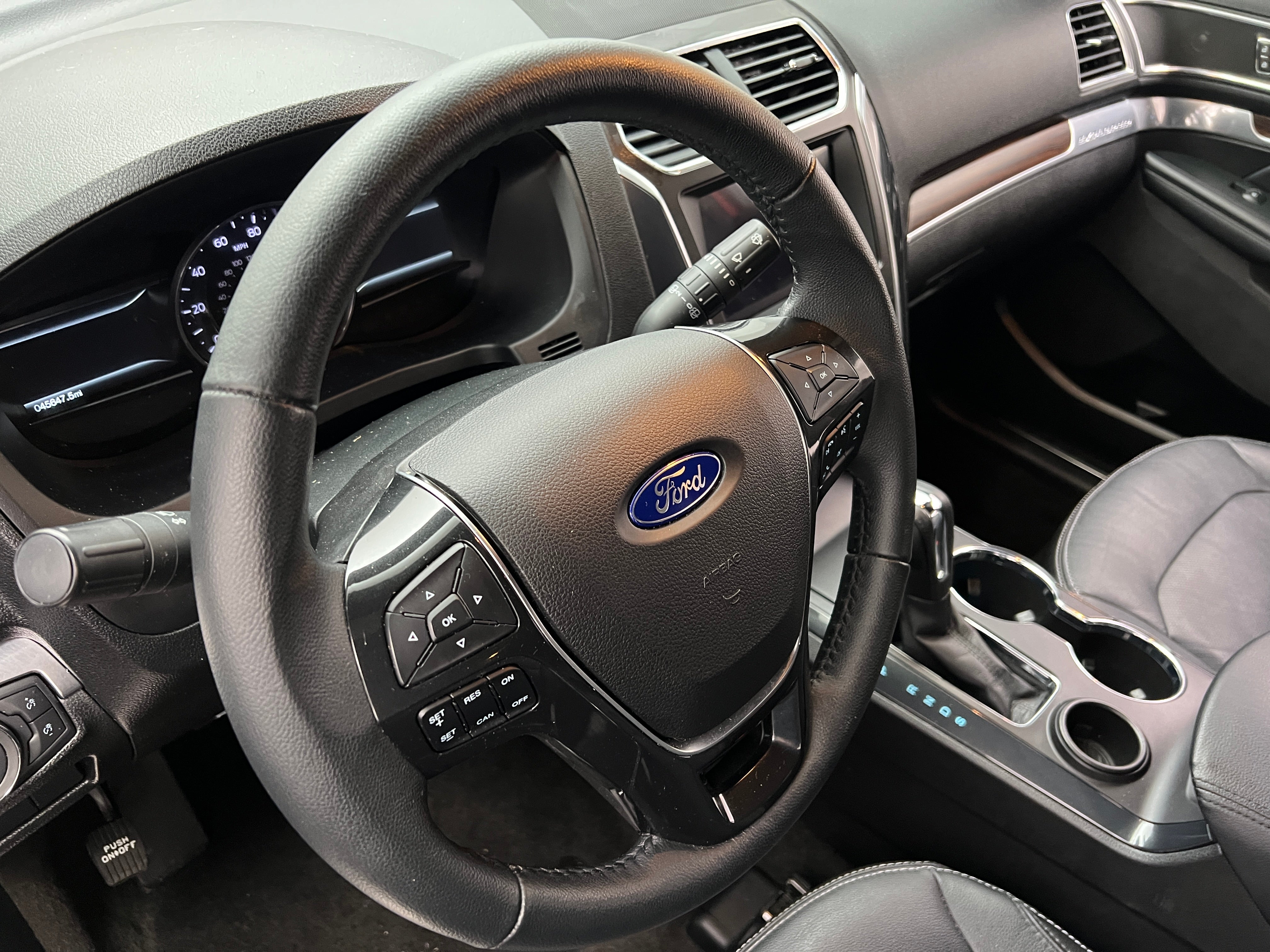 2018 Ford Explorer Limited 4