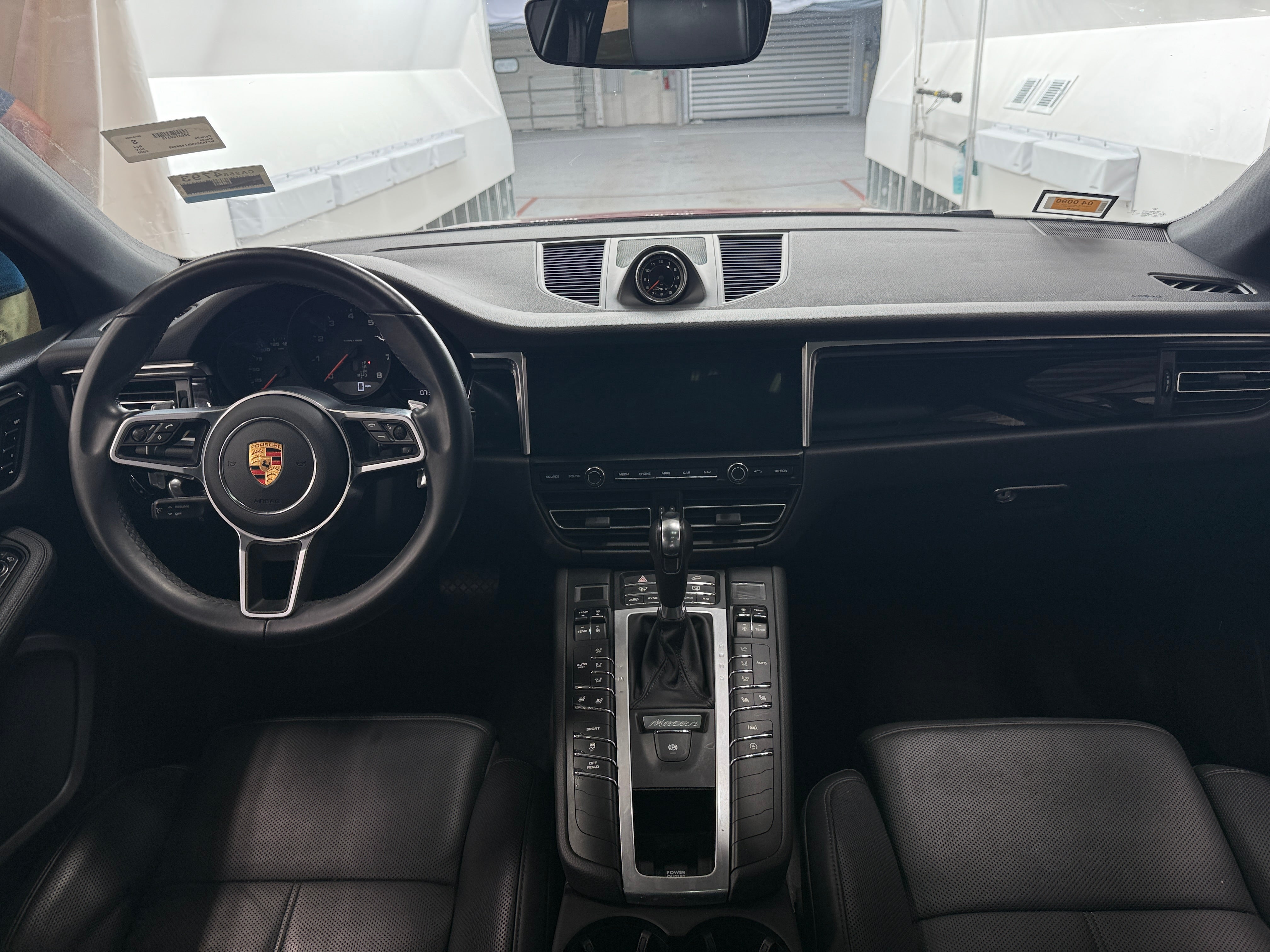 2020 Porsche Macan Base 2