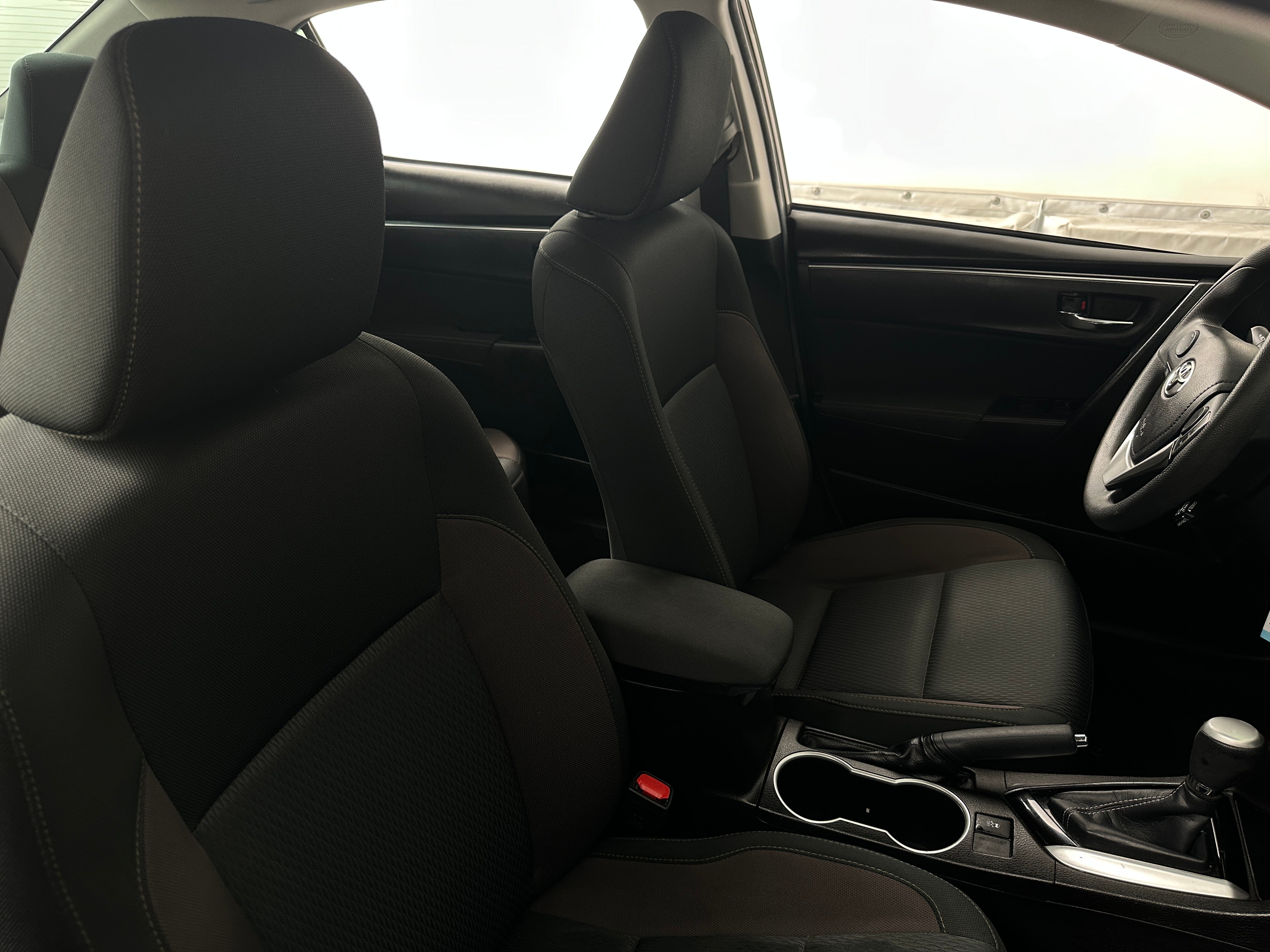 2019 Toyota Corolla LE 2