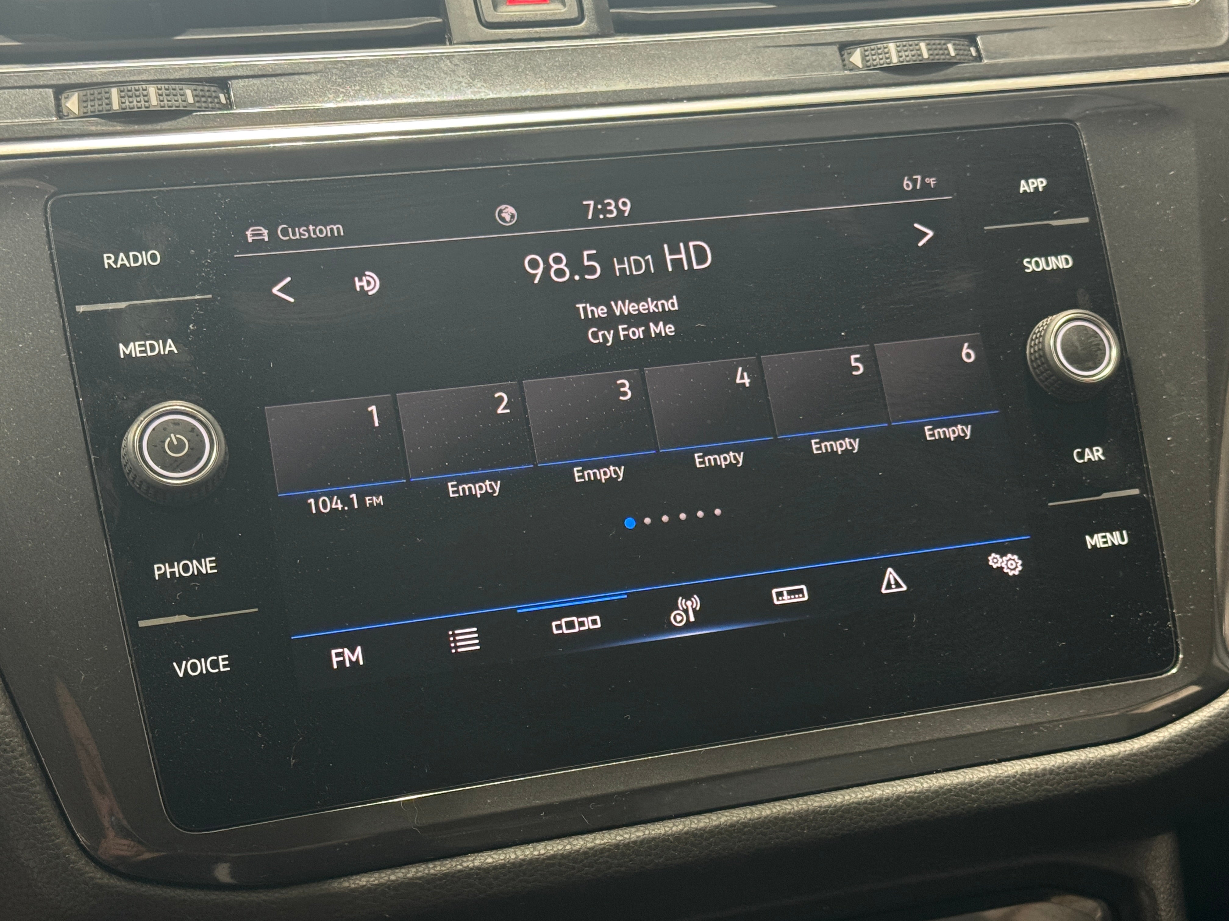 2021 Volkswagen Tiguan SE 3