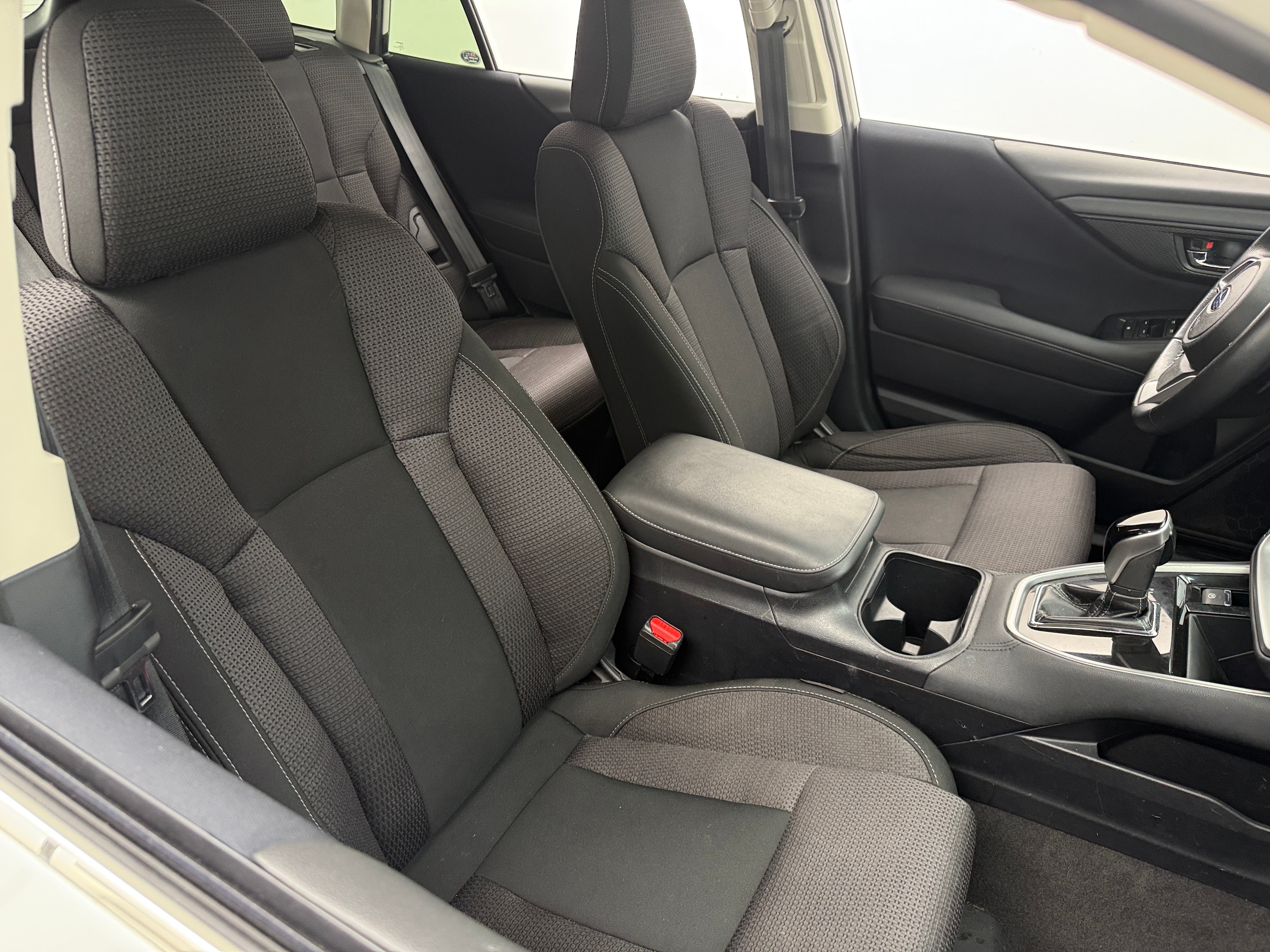 2020 Subaru Outback Premium 2