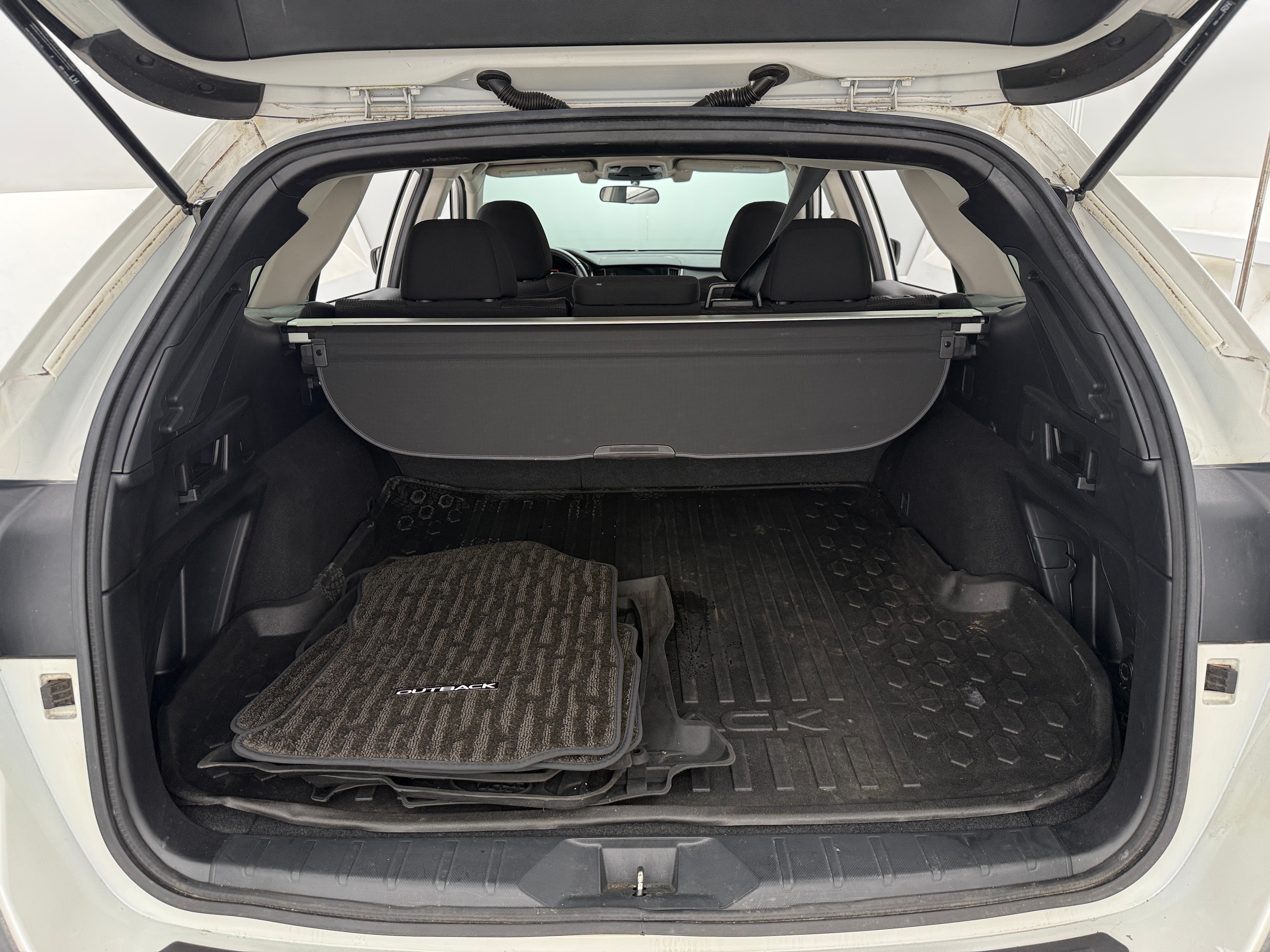 2020 Subaru Outback Premium 7