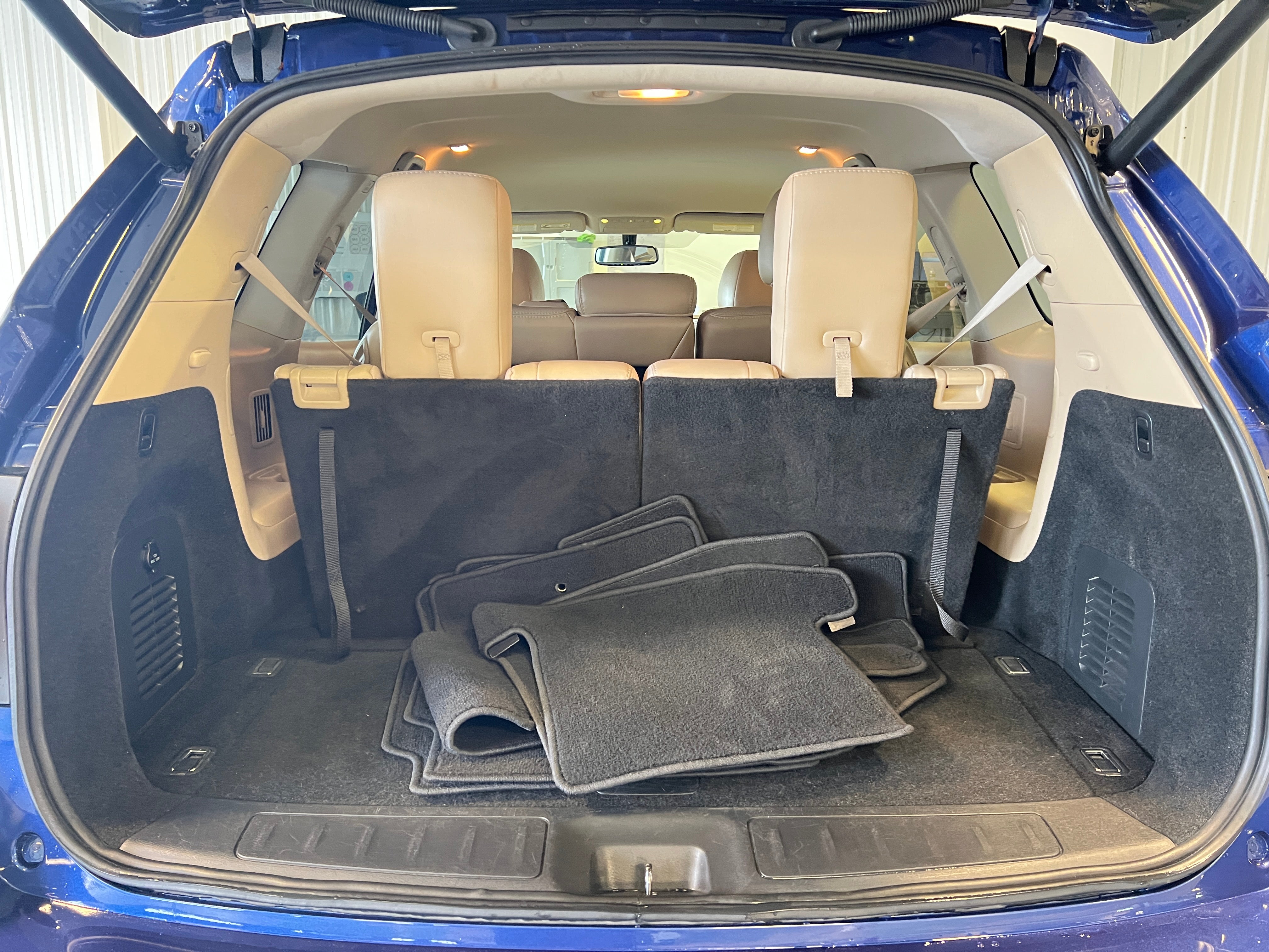 2019 Nissan Pathfinder SL 6
