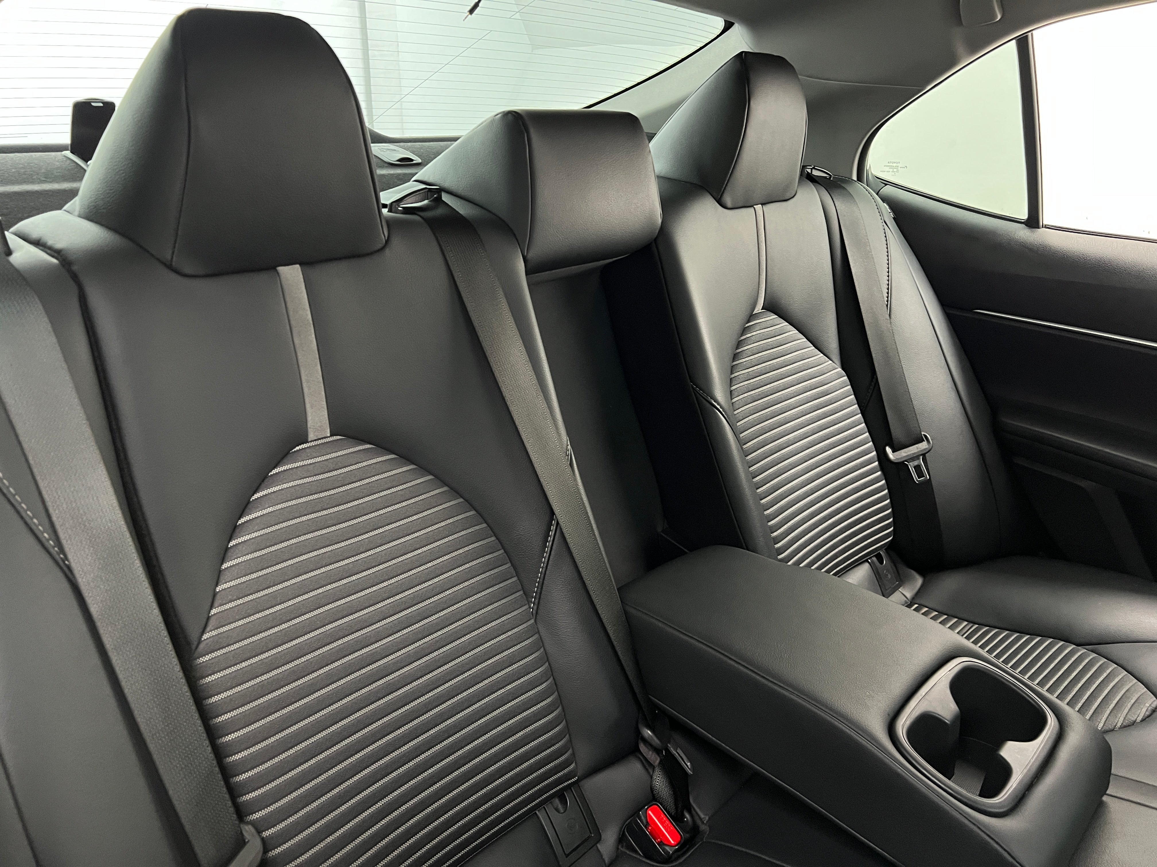 2019 Toyota Camry SE 5