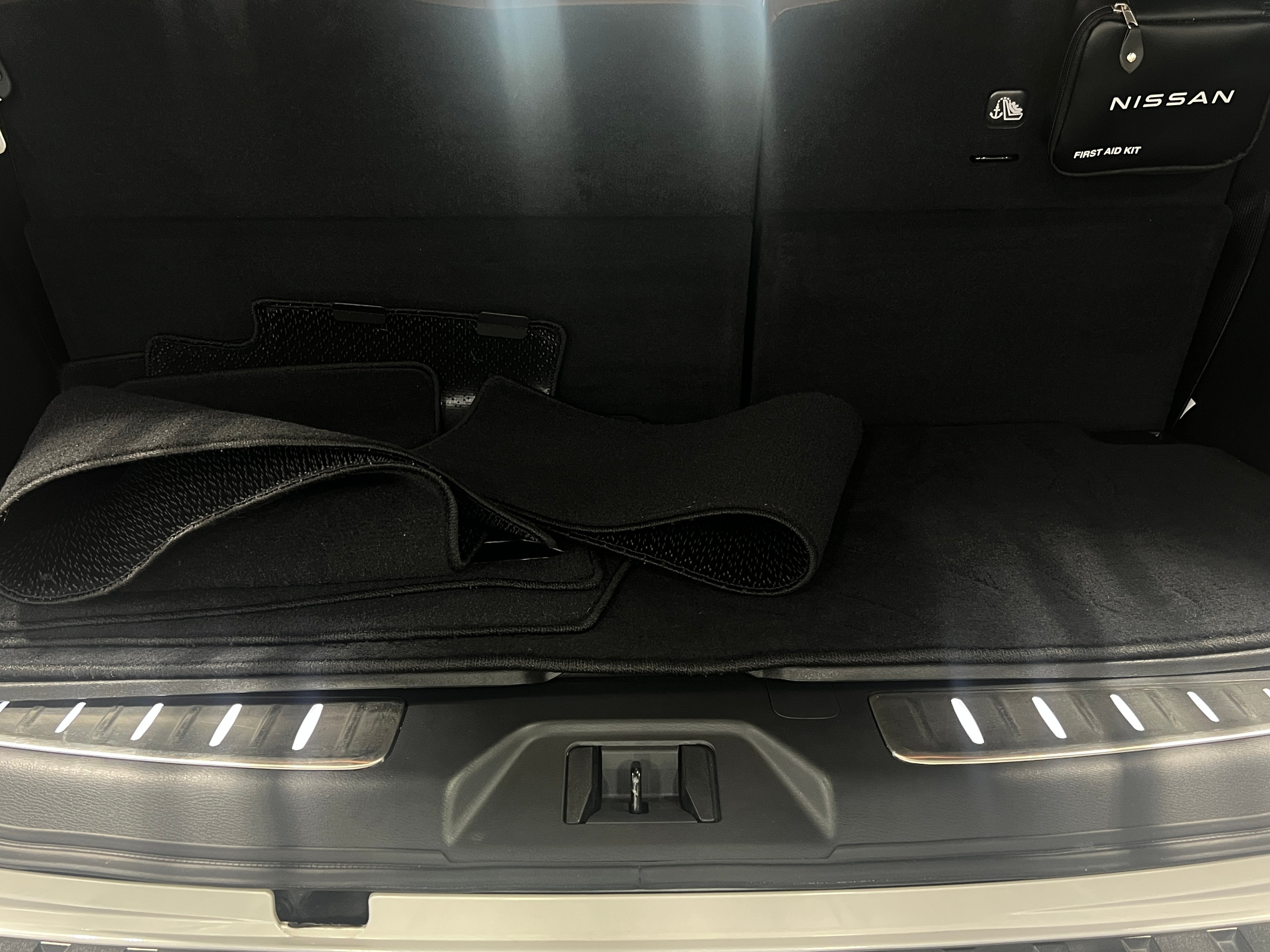 2023 Nissan Armada Platinum Edition 6