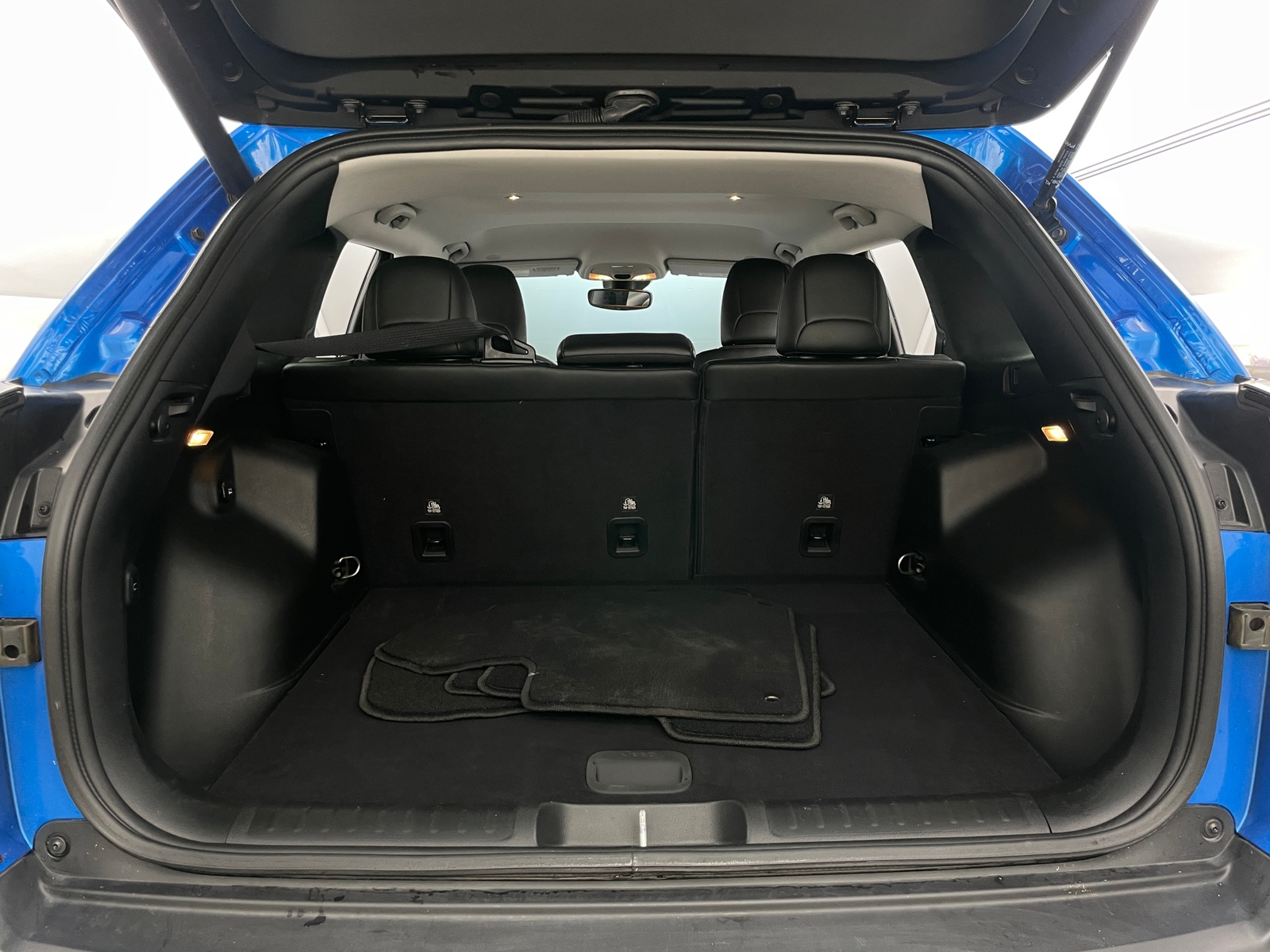 Thumbnail: 2022 Jeep Cherokee - 6