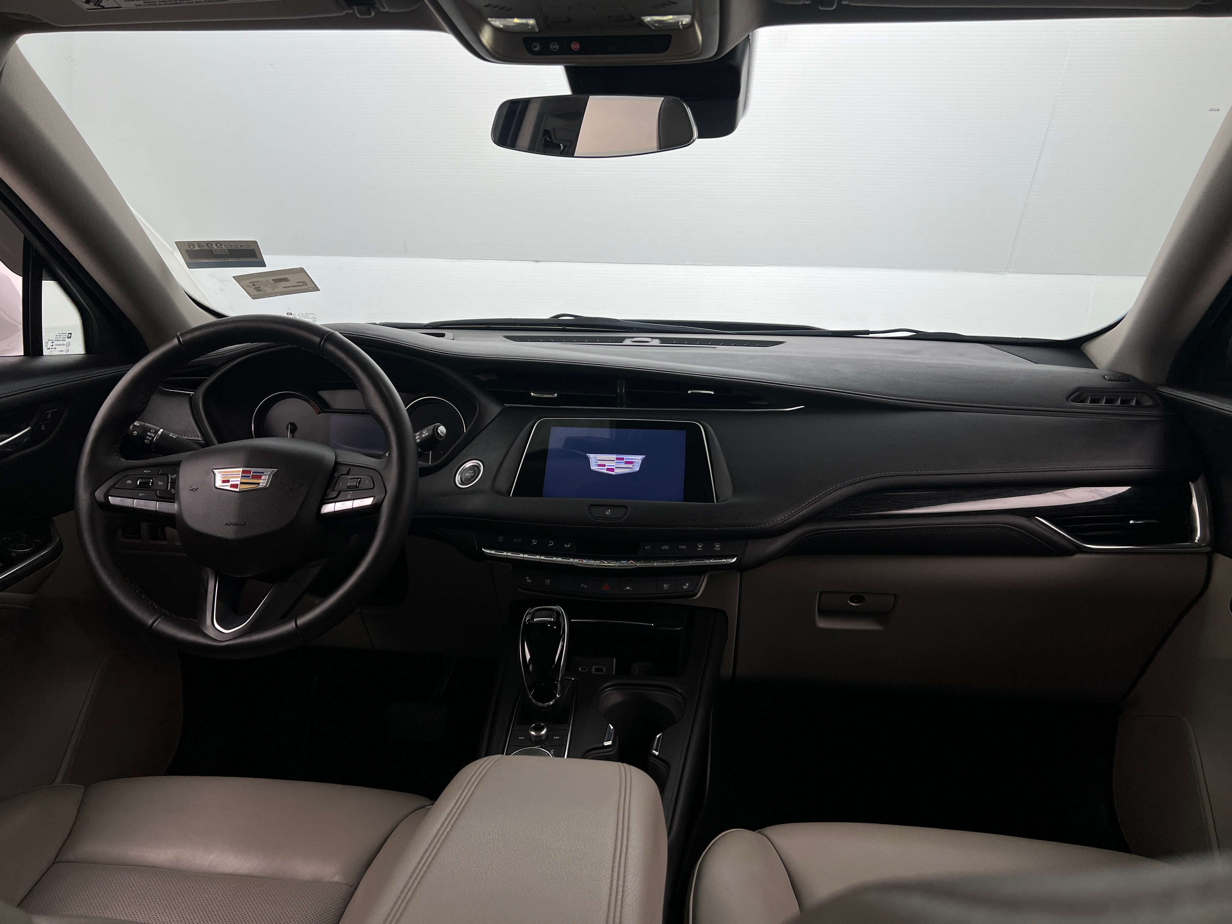 2022 Cadillac XT4 Premium Luxury 2