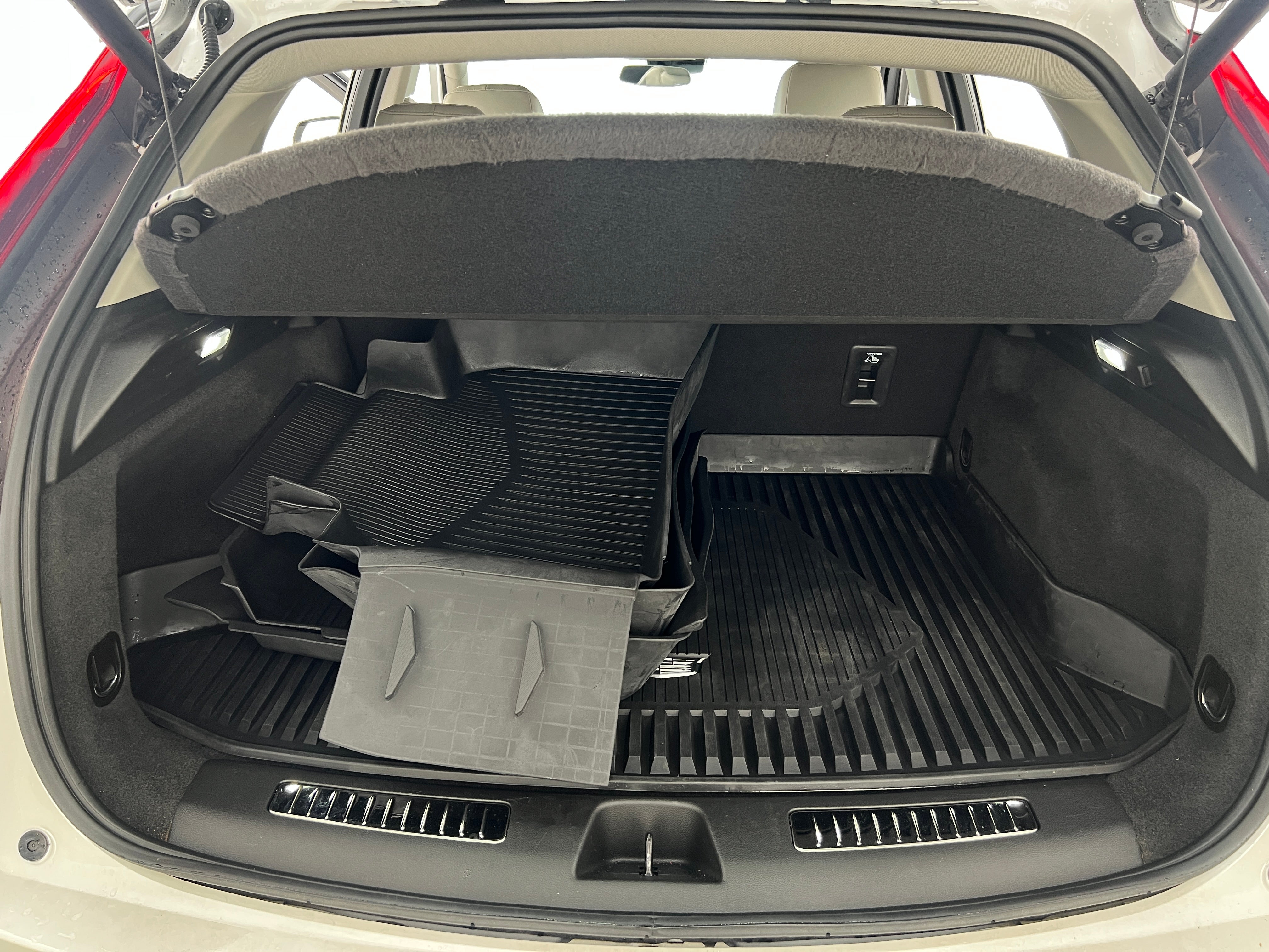 2022 Cadillac XT4 Premium Luxury 6