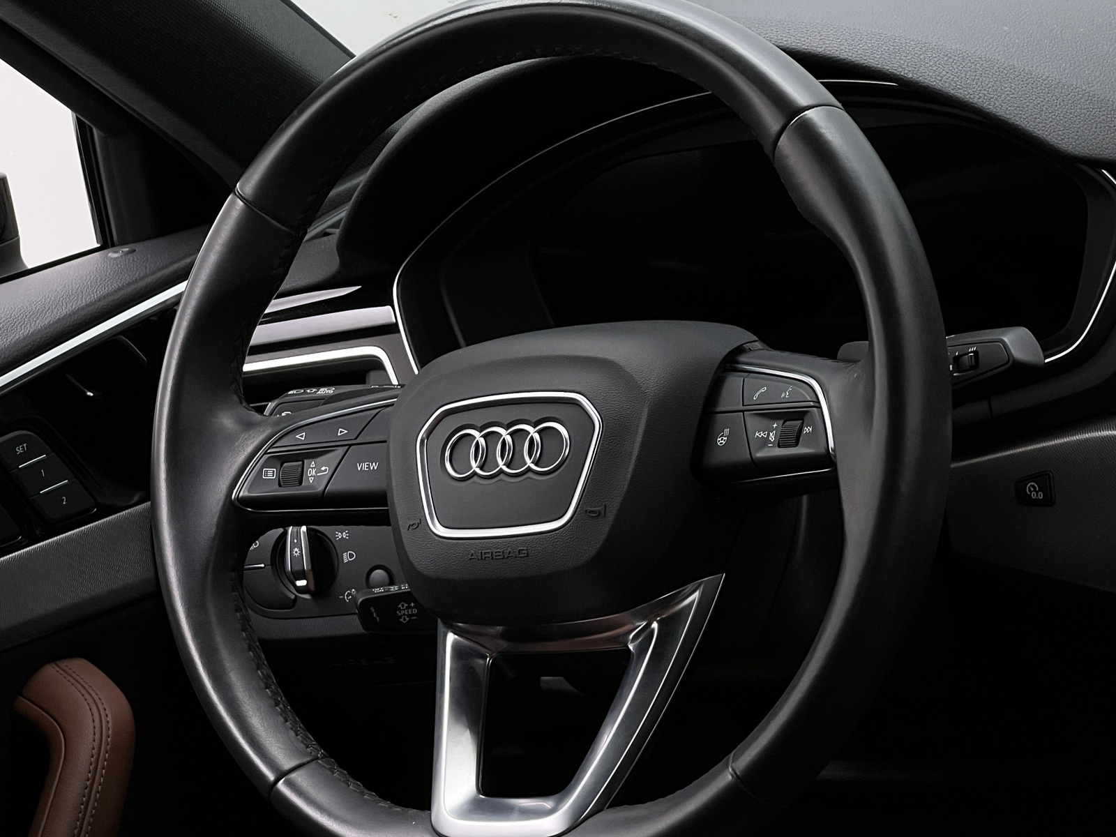 Thumbnail: 2022 Audi A4 - 4