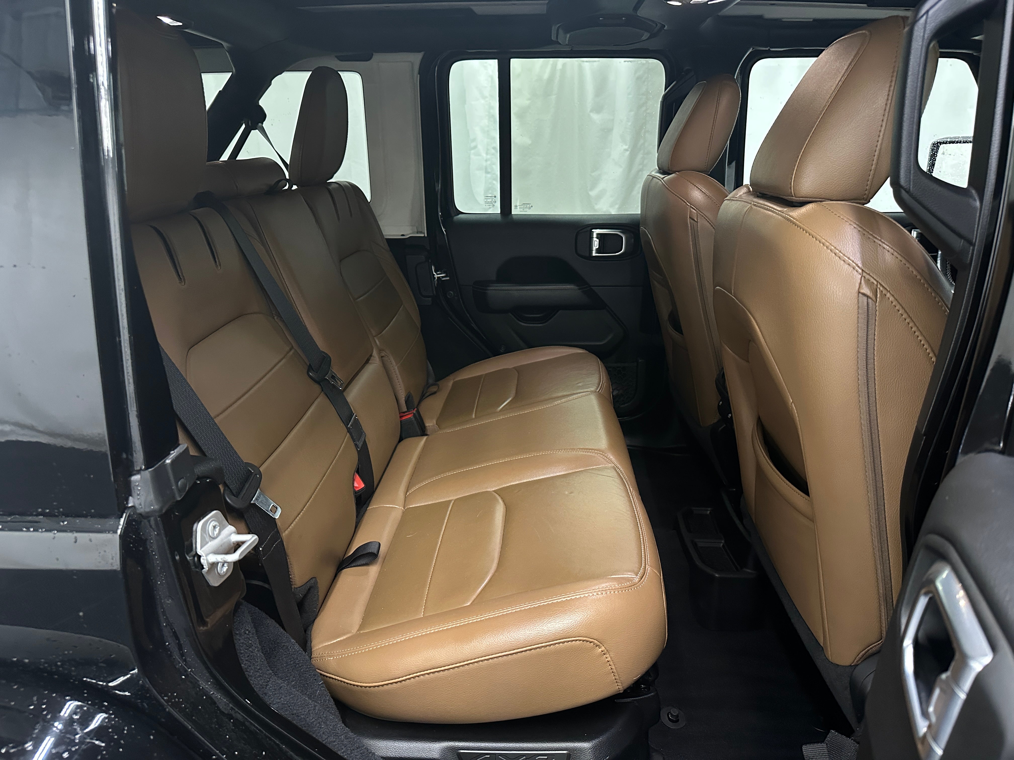 2022 Jeep Wrangler Unlimited Sahara 4xe 5