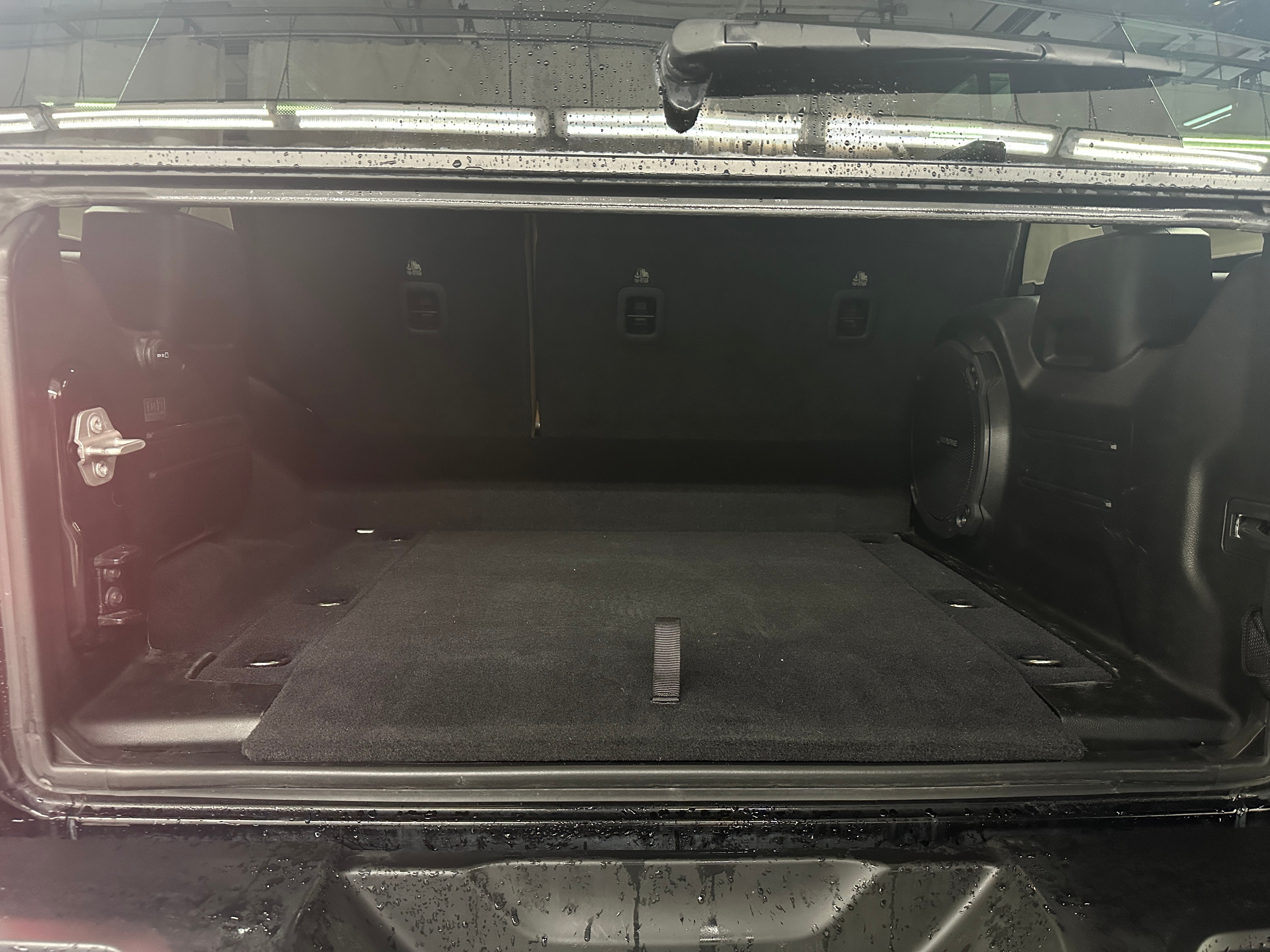 2022 Jeep Wrangler Unlimited Sahara 4xe 6