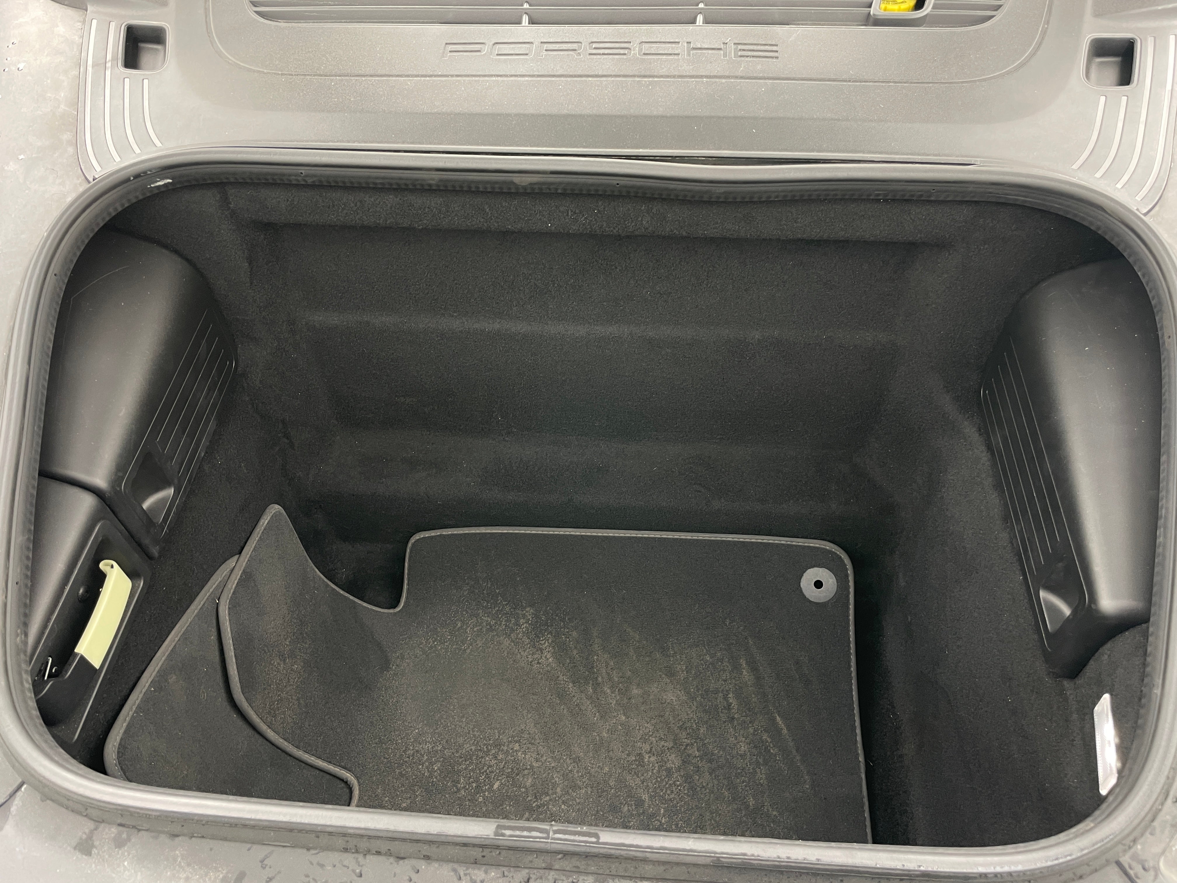 2014 Porsche 911 Carrera 4