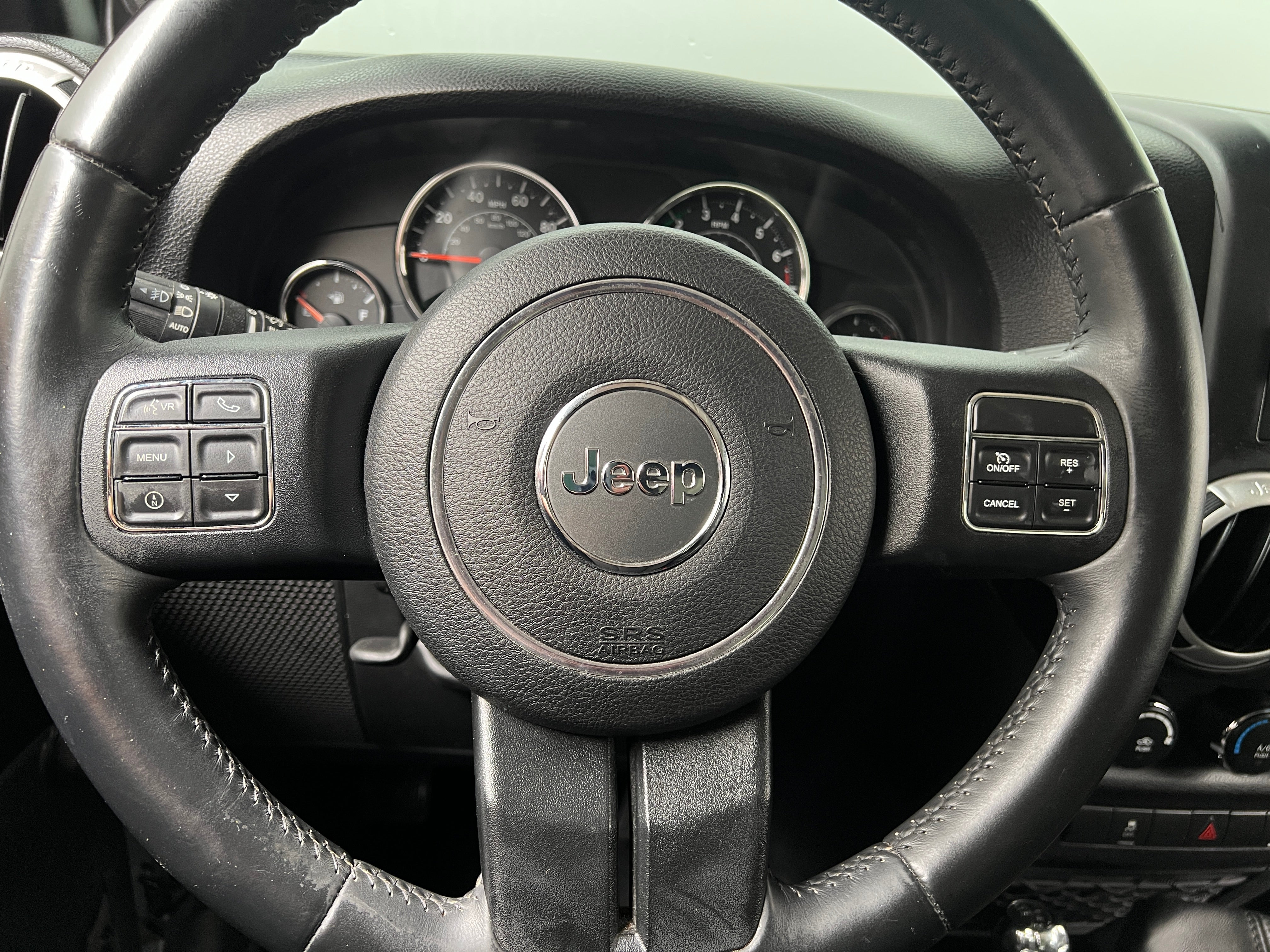 2014 Jeep Wrangler Rubicon 5