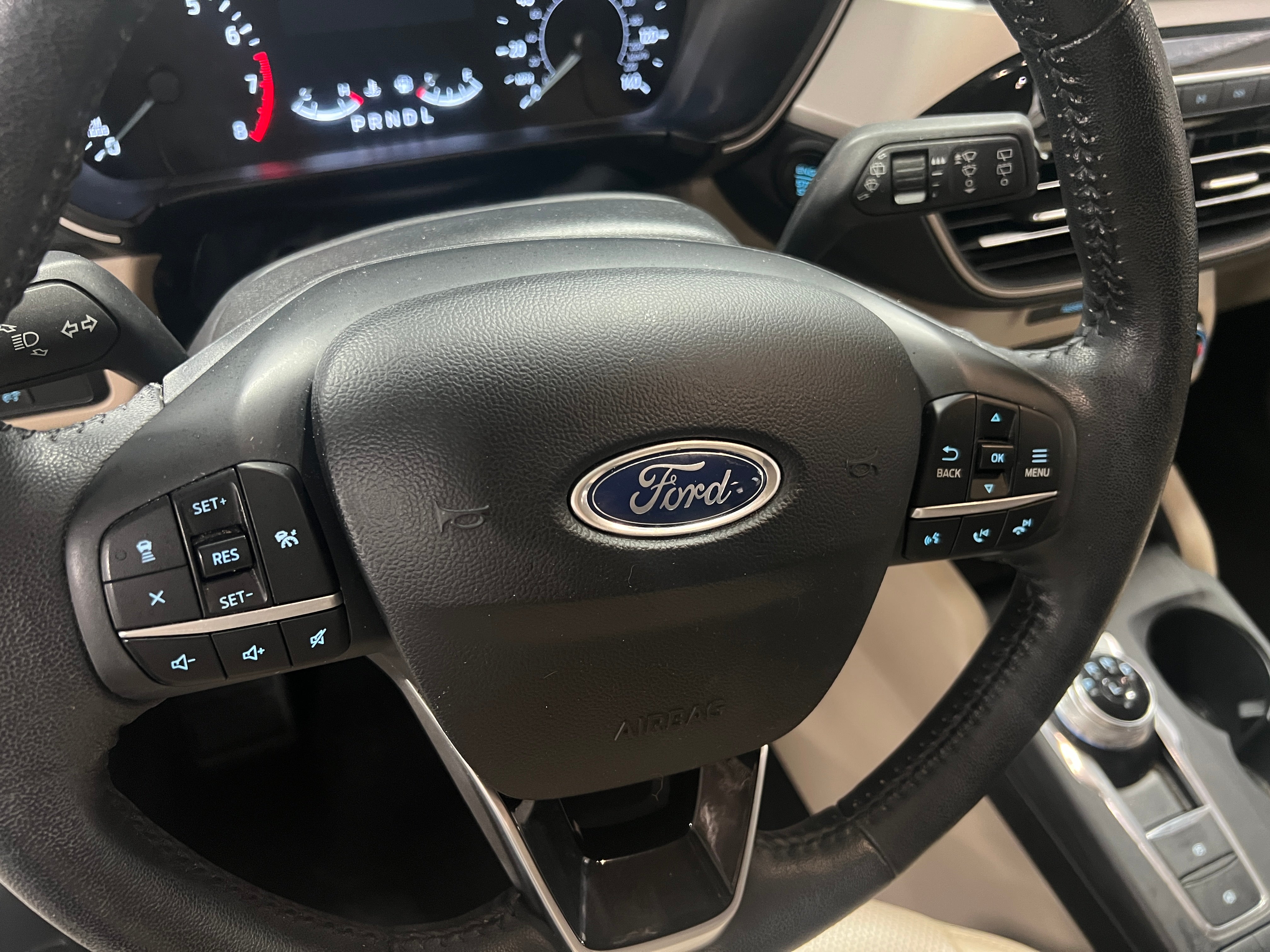 2020 Ford Escape SEL 4