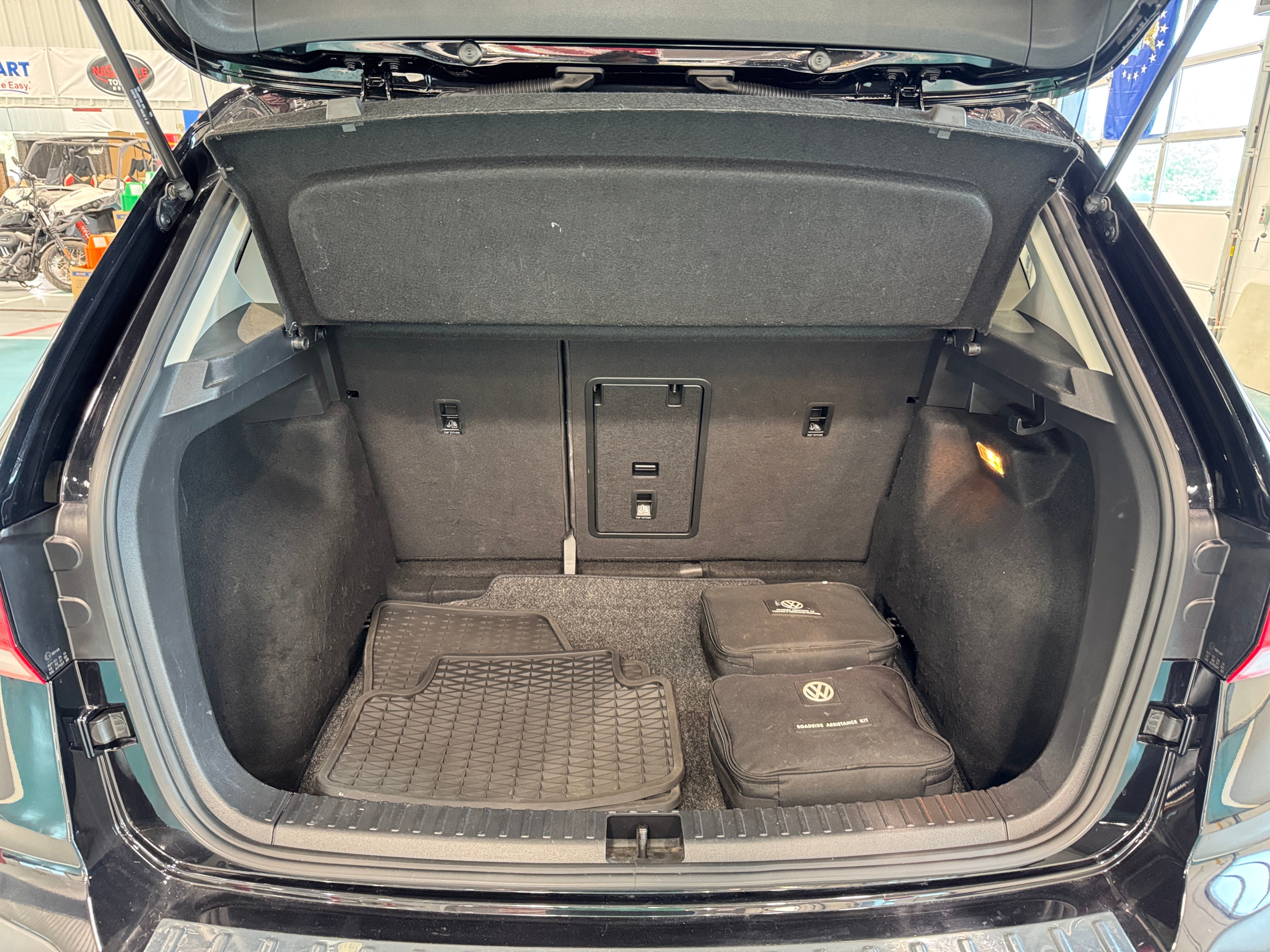 2022 Volkswagen Taos SE 6