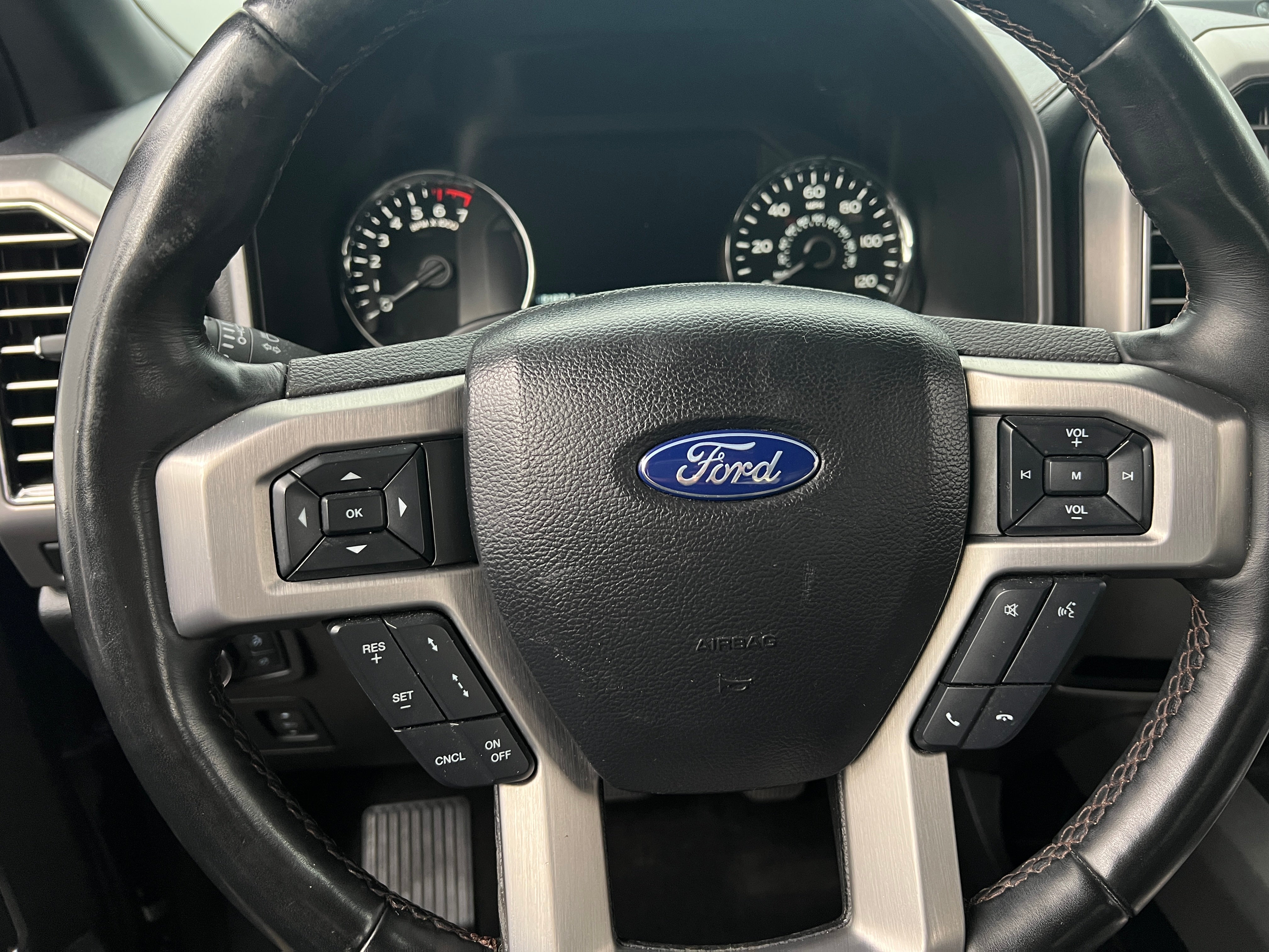 2020 Ford Econoline E-150 4