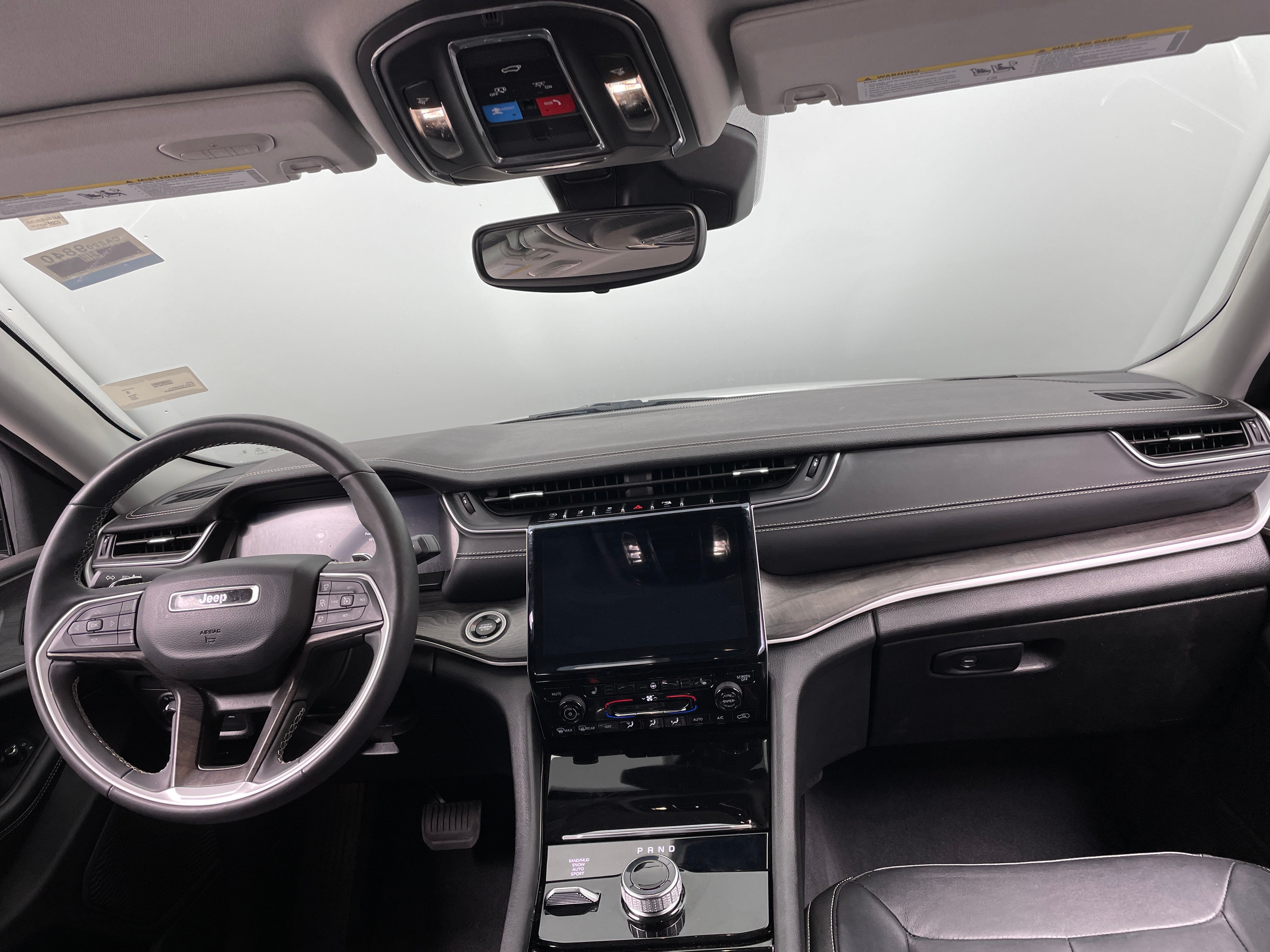 2023 Jeep Grand Cherokee L Limited Edition 2