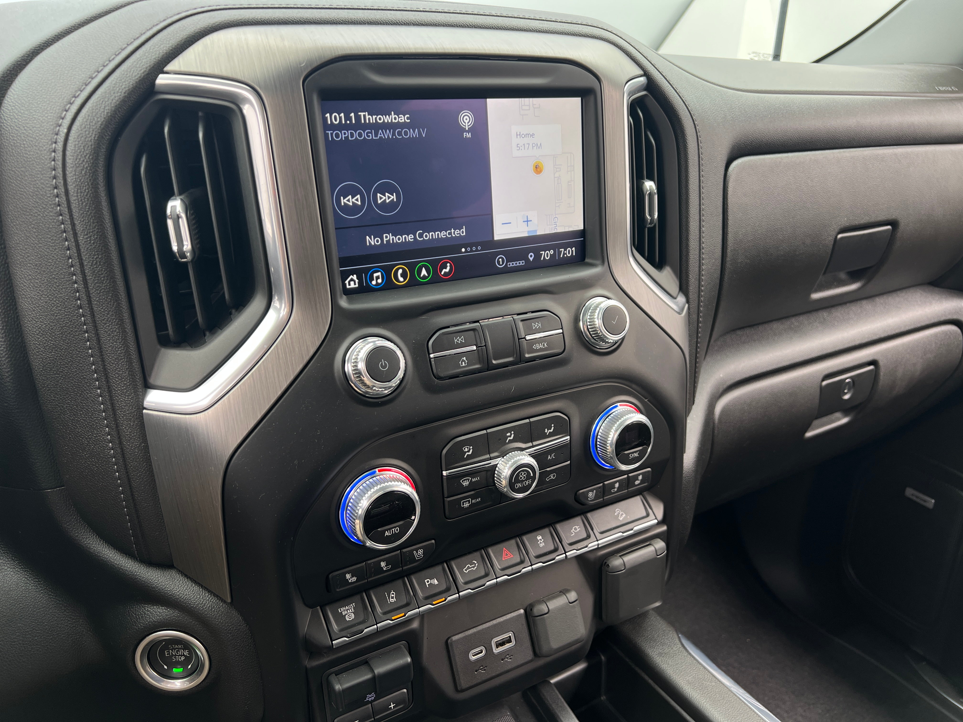 2022 GMC Sierra 2500 Denali 3