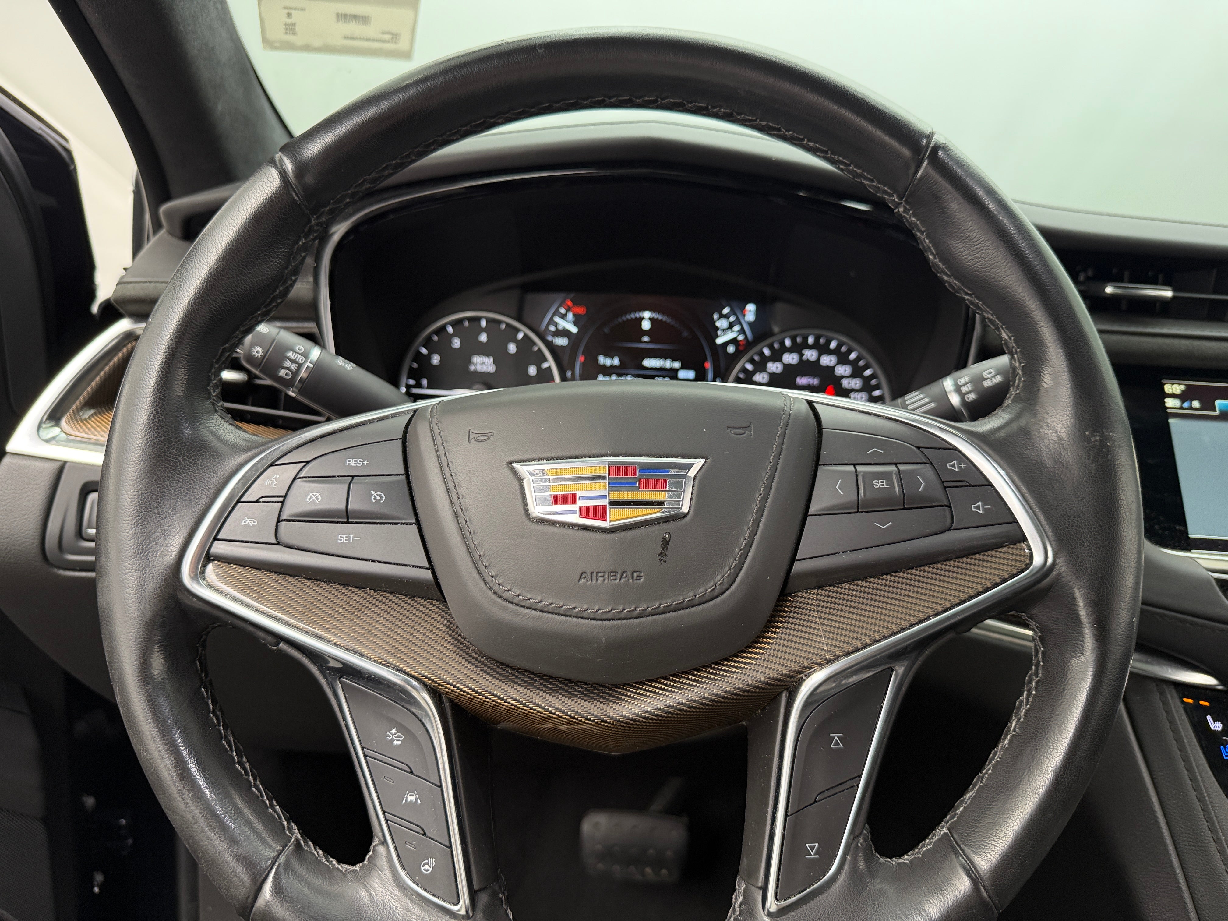 2019 Cadillac XT5 Platinum 4