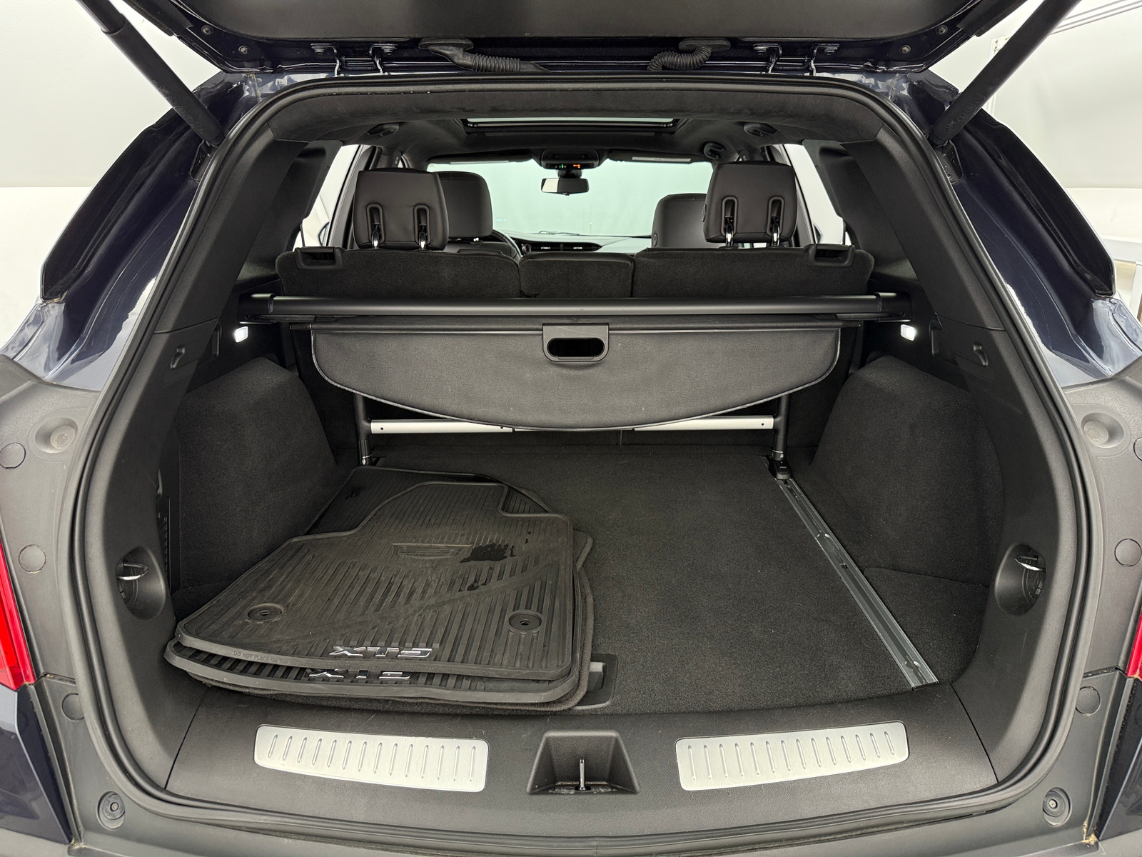 Thumbnail: 2019 Cadillac XT5 - 6