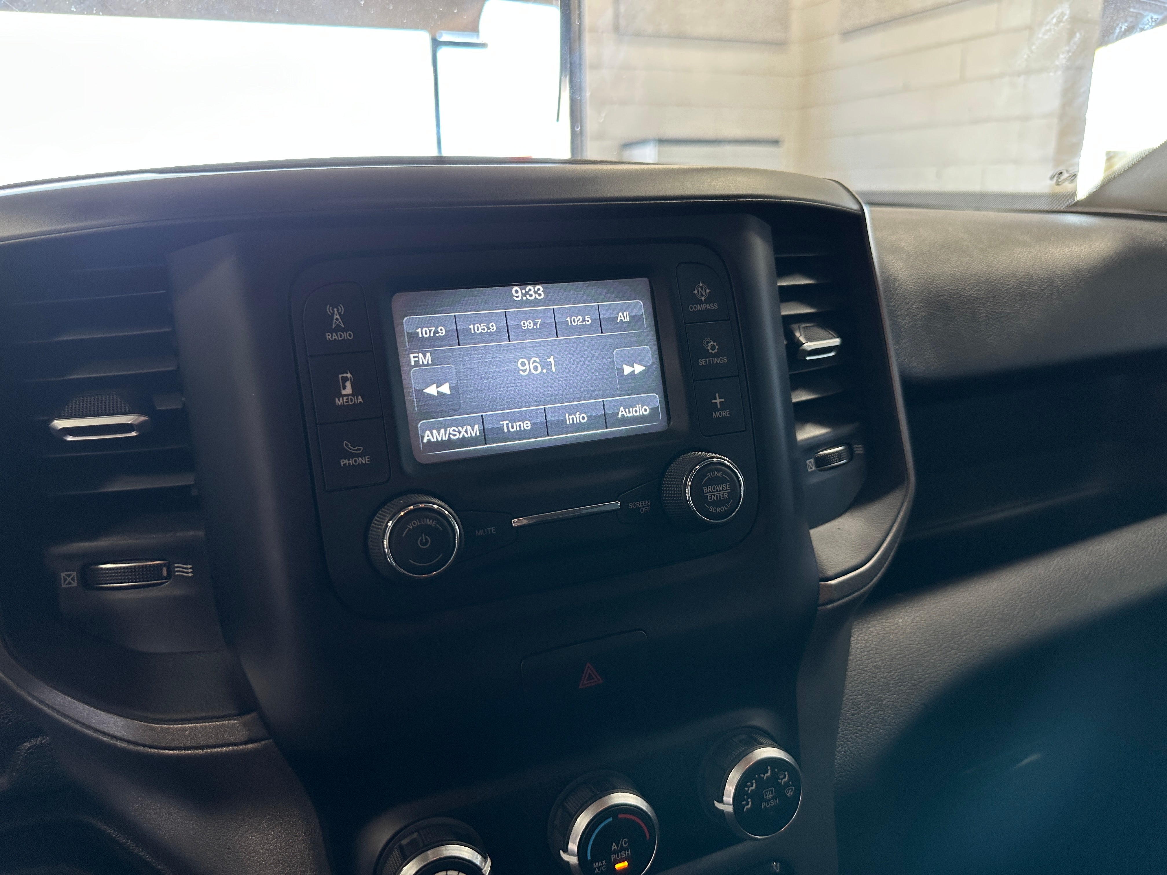 2019 RAM 2500 Tradesman 4