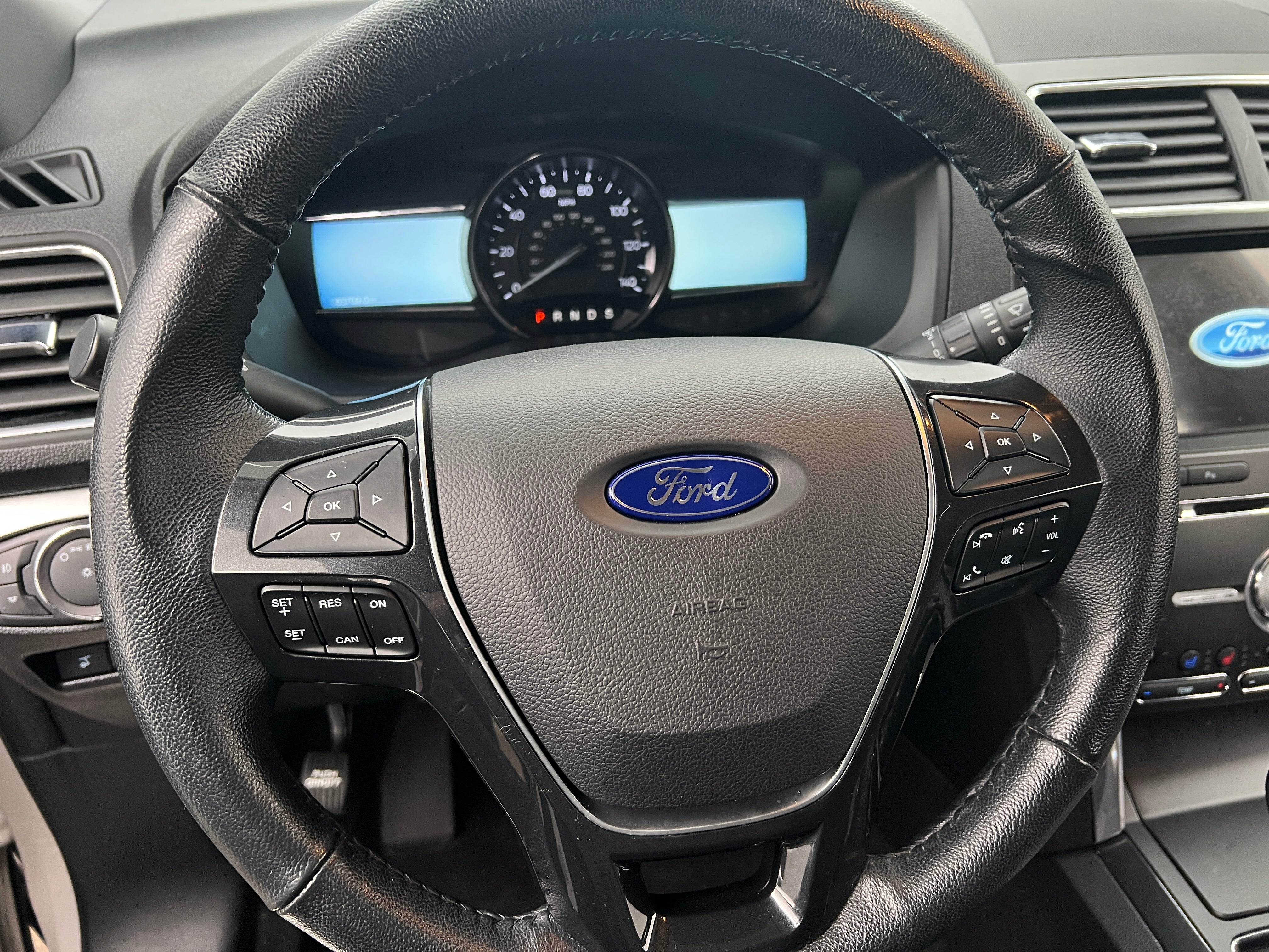 2018 Ford Explorer Limited 4