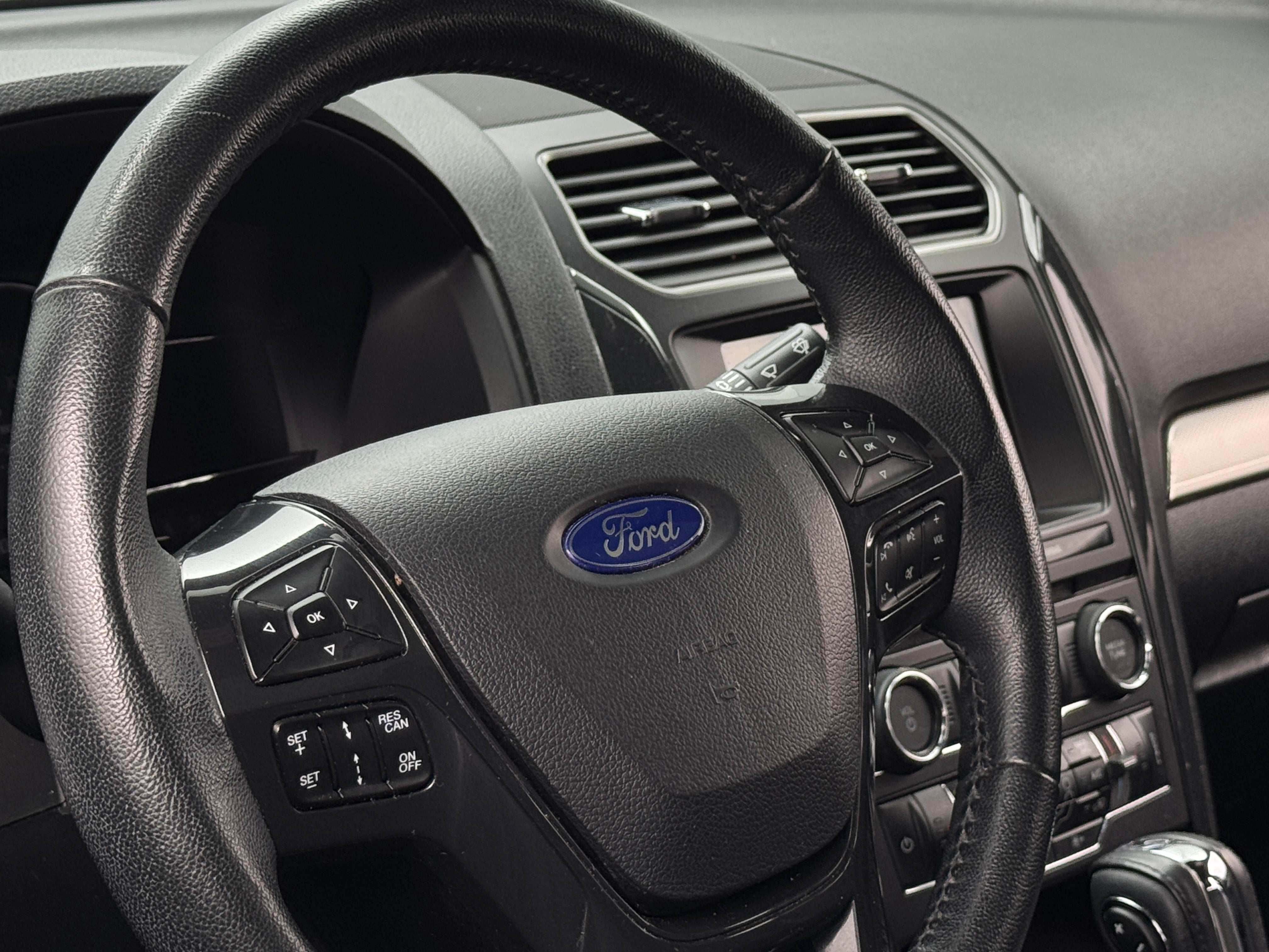 2018 Ford Explorer XLT 4