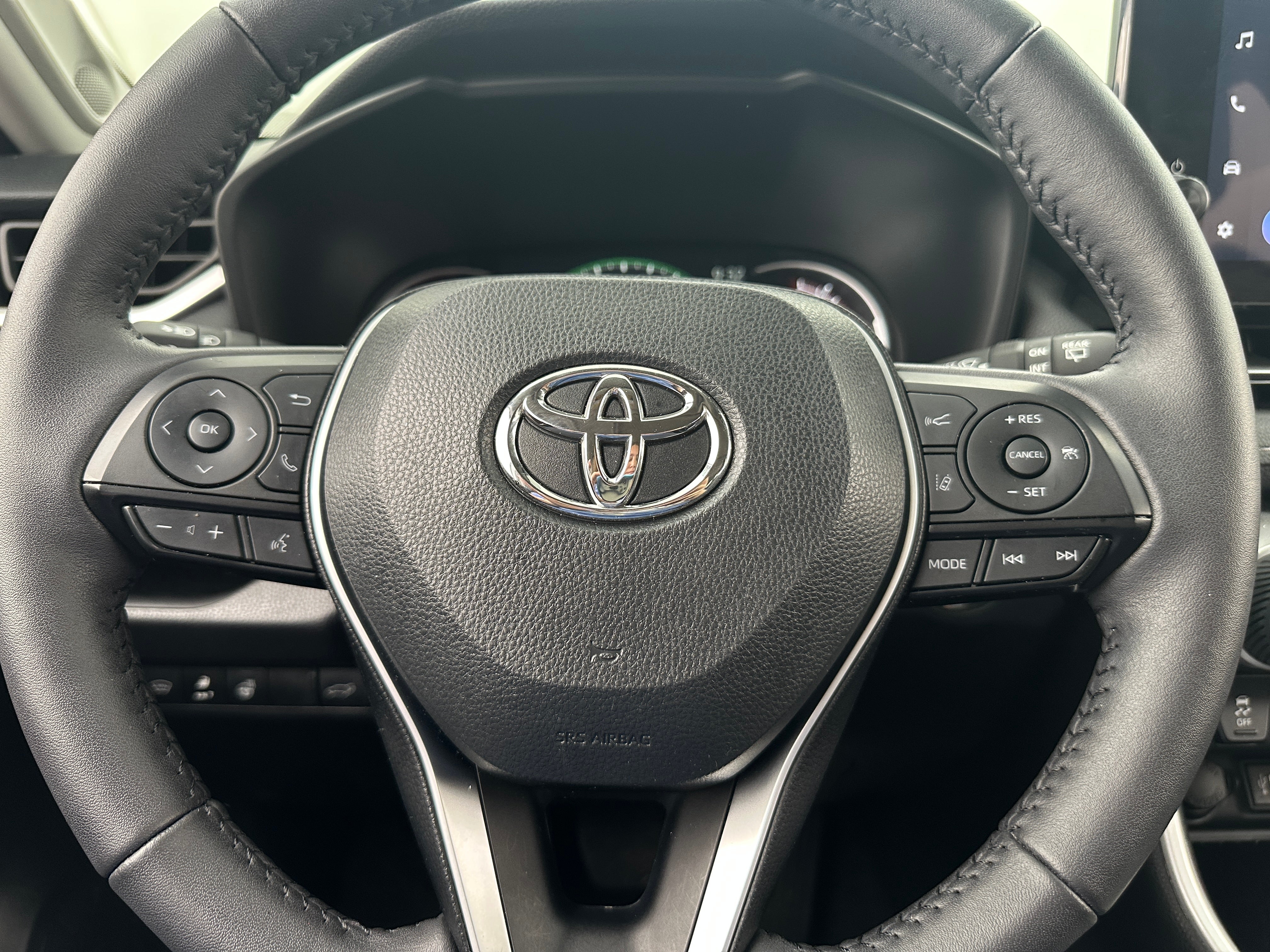 2024 Toyota RAV4 XLE Premium 4