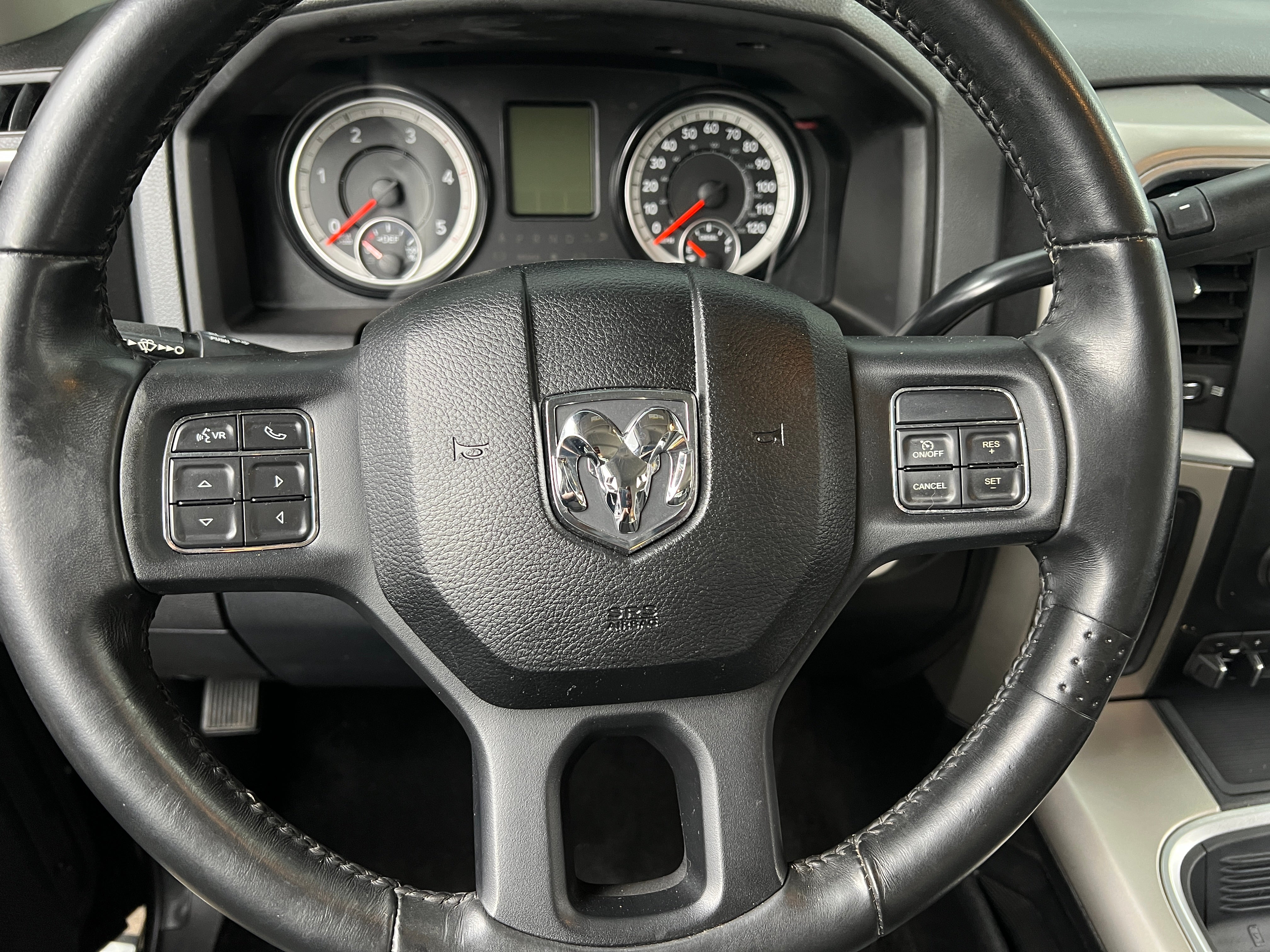 2017 RAM 3500 Big Horn 5