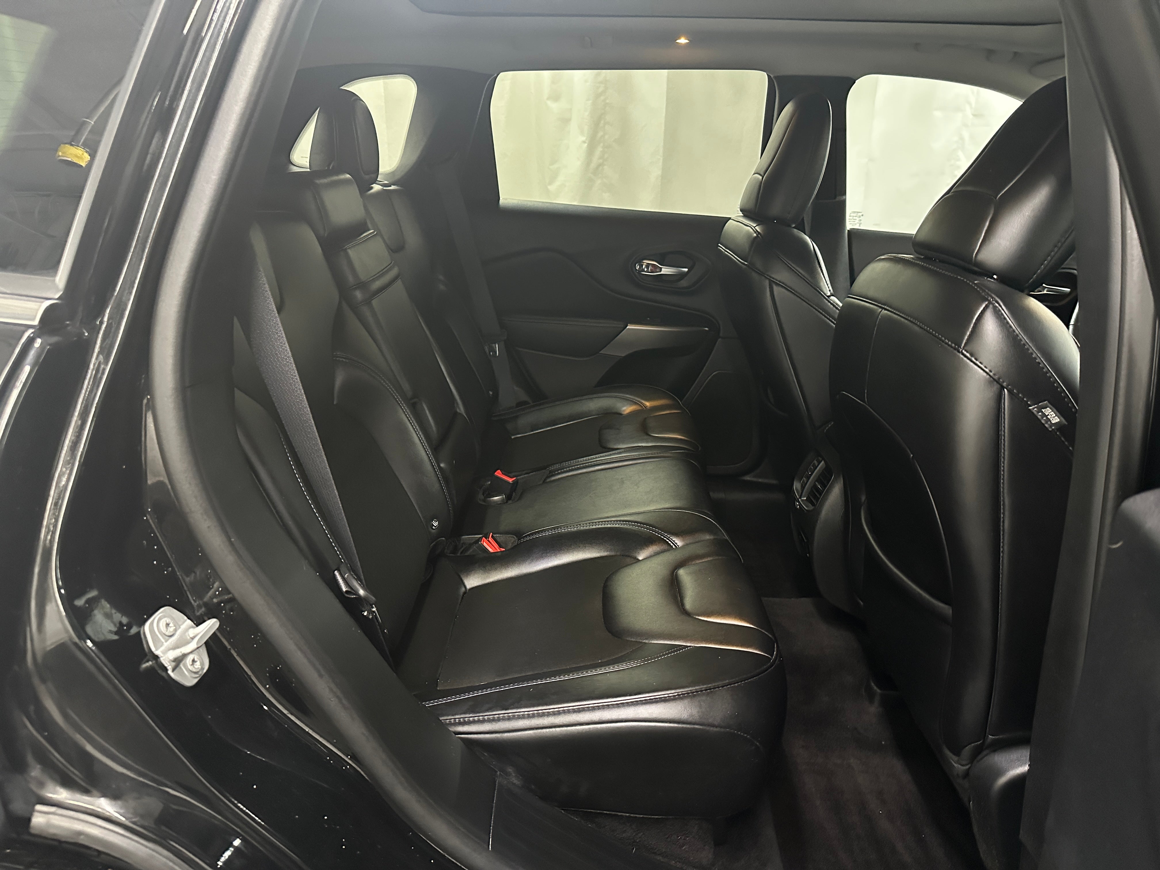 2019 Jeep Cherokee Latitude 6
