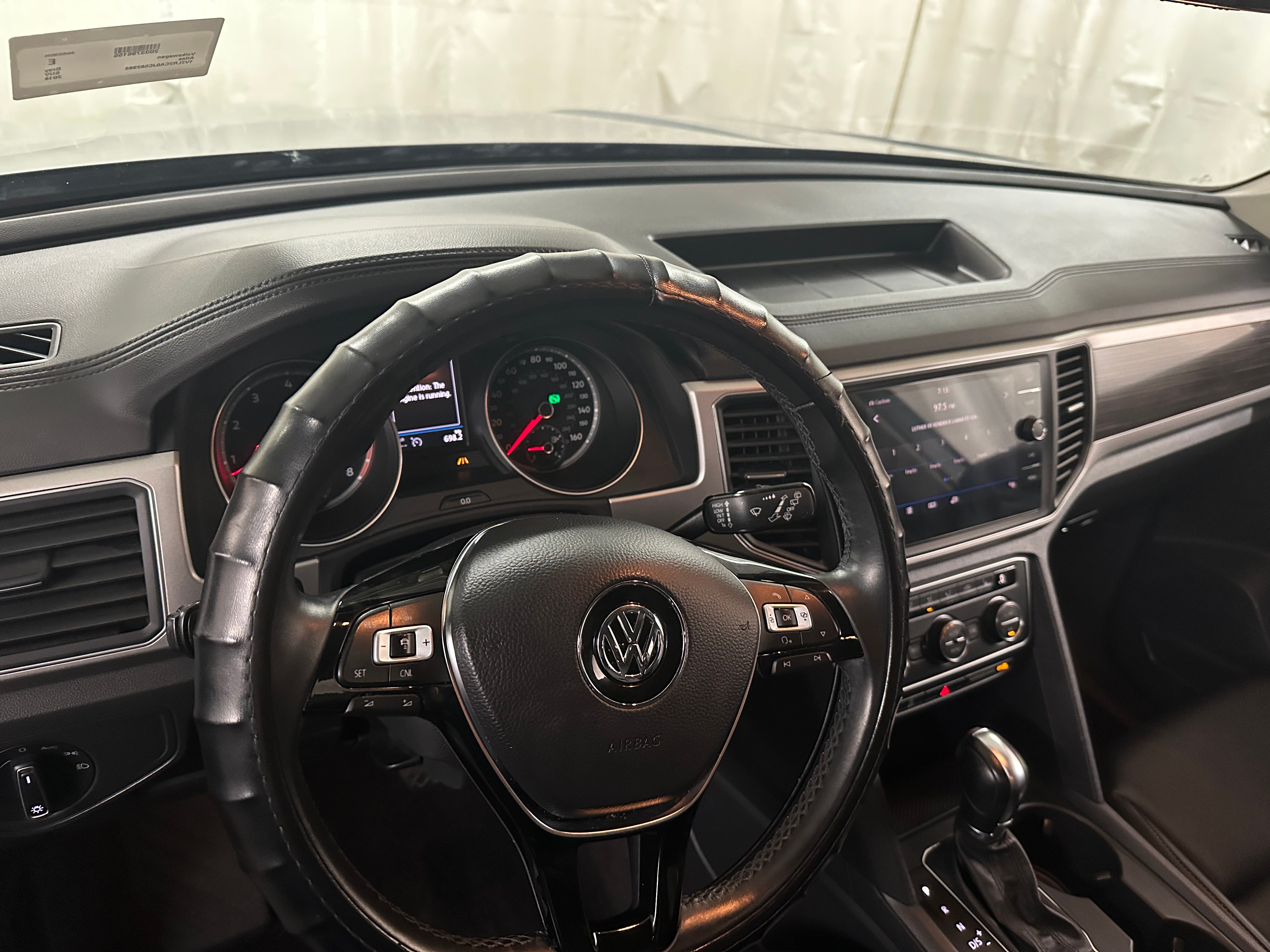 2018 Volkswagen Atlas SE 2