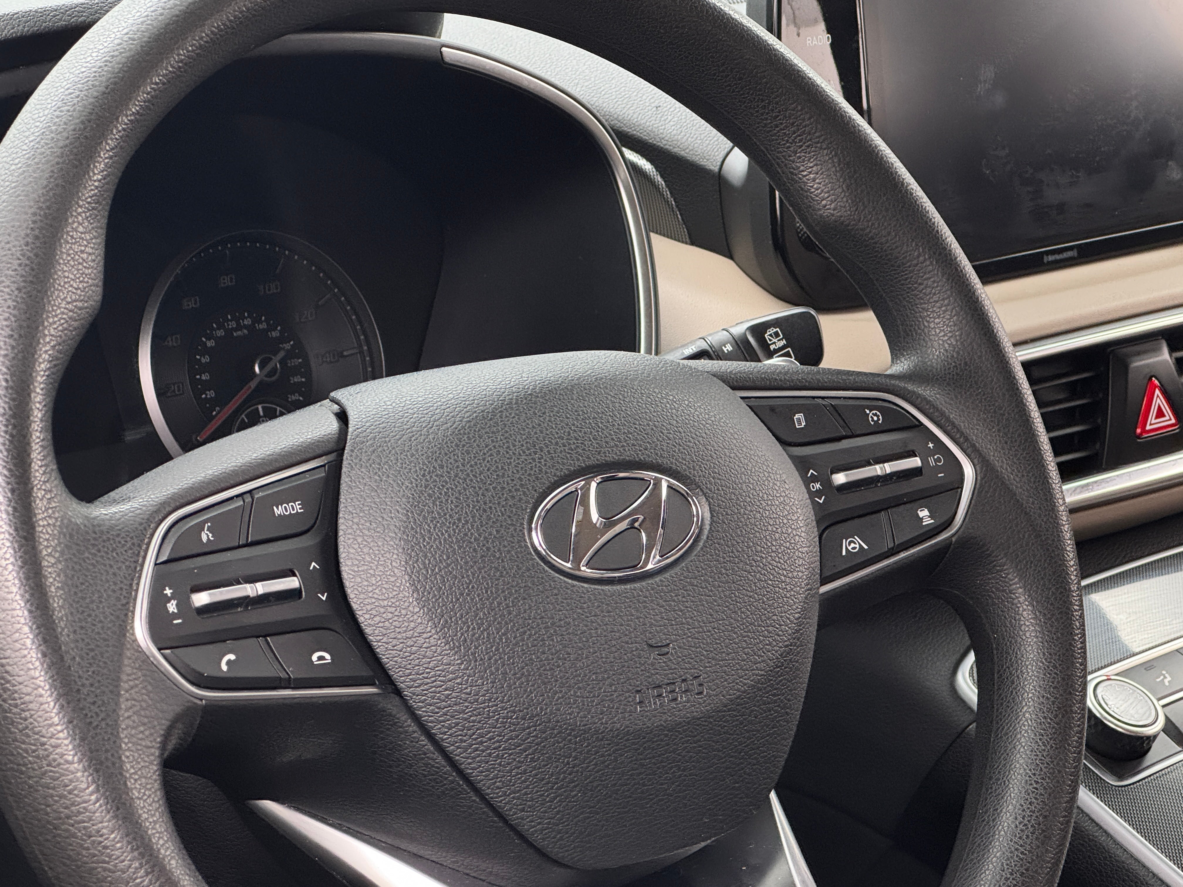 2022 Hyundai Santa Fe SEL 5