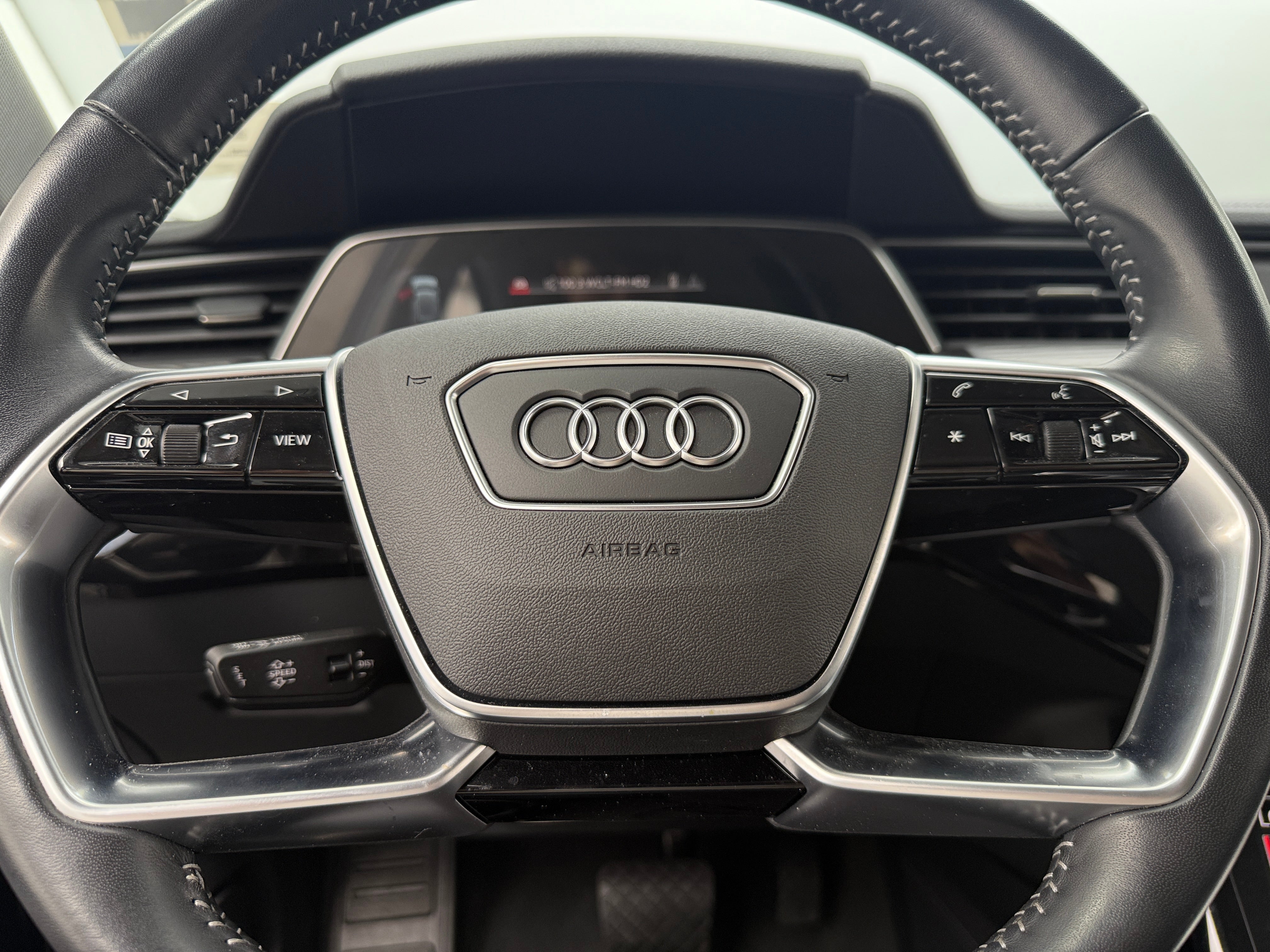 2021 Audi e-tron S Premium Plus 4