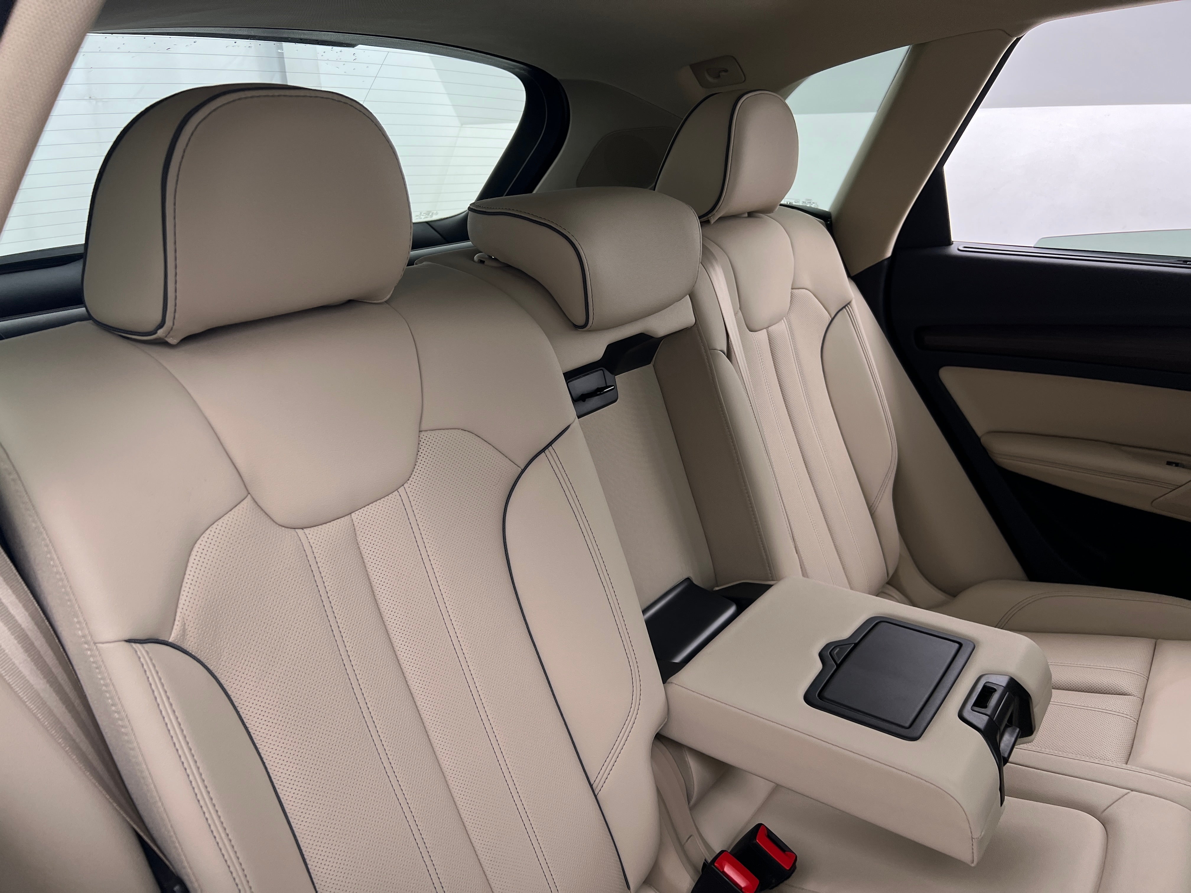 2023 Audi Q5 e Prestige 5