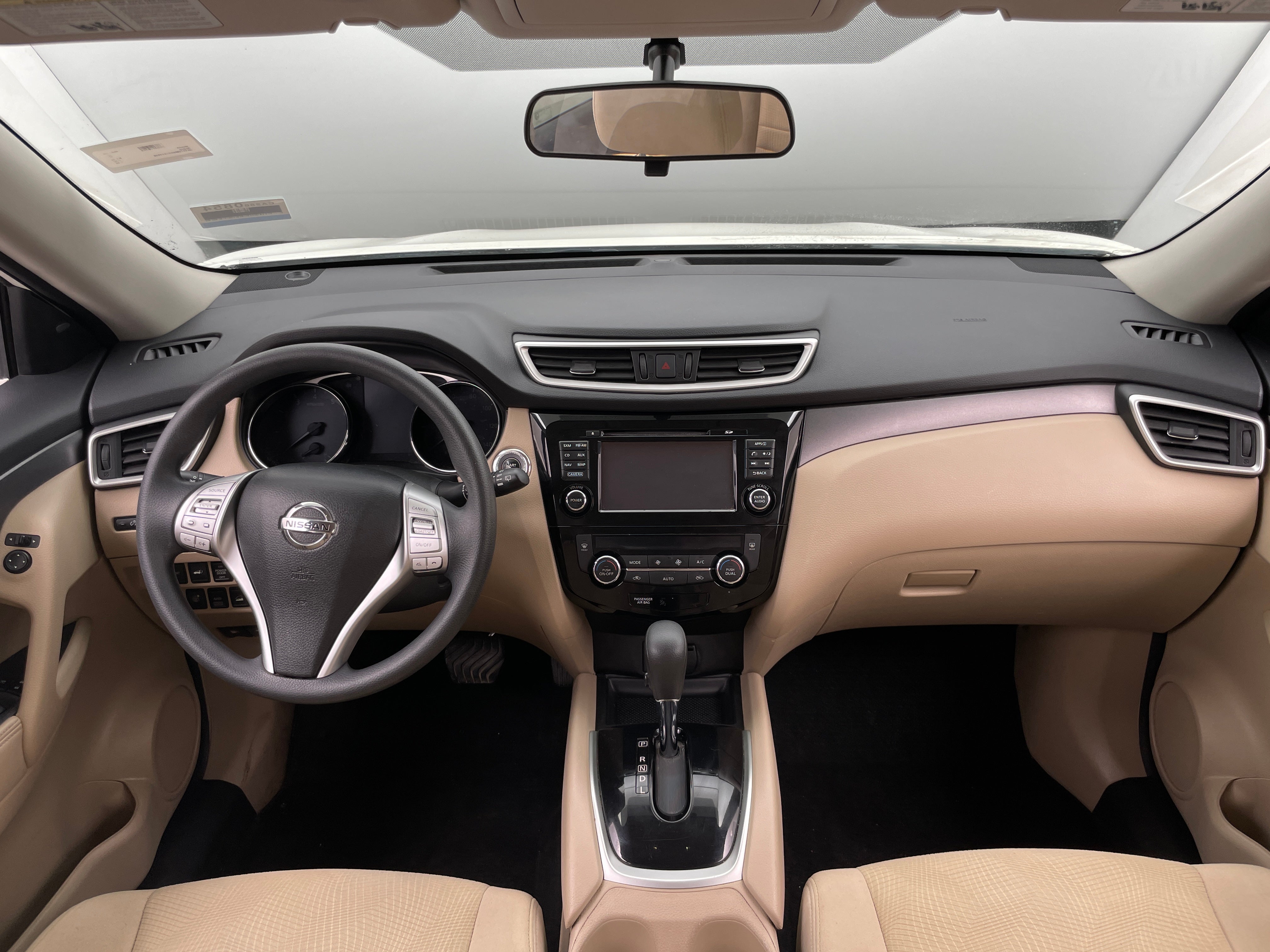 2016 Nissan Rogue SV 3