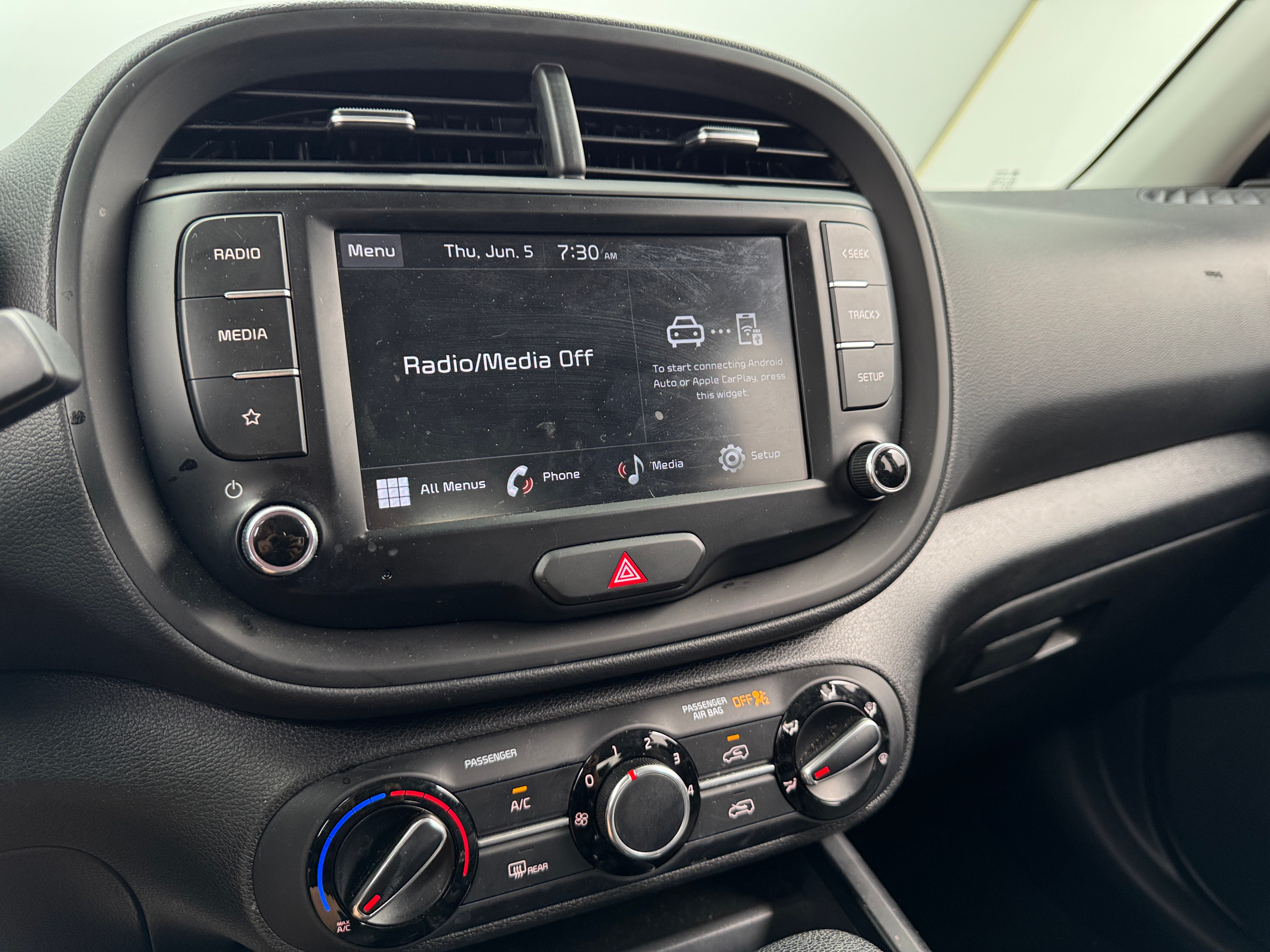 2022 Kia Soul LX 4