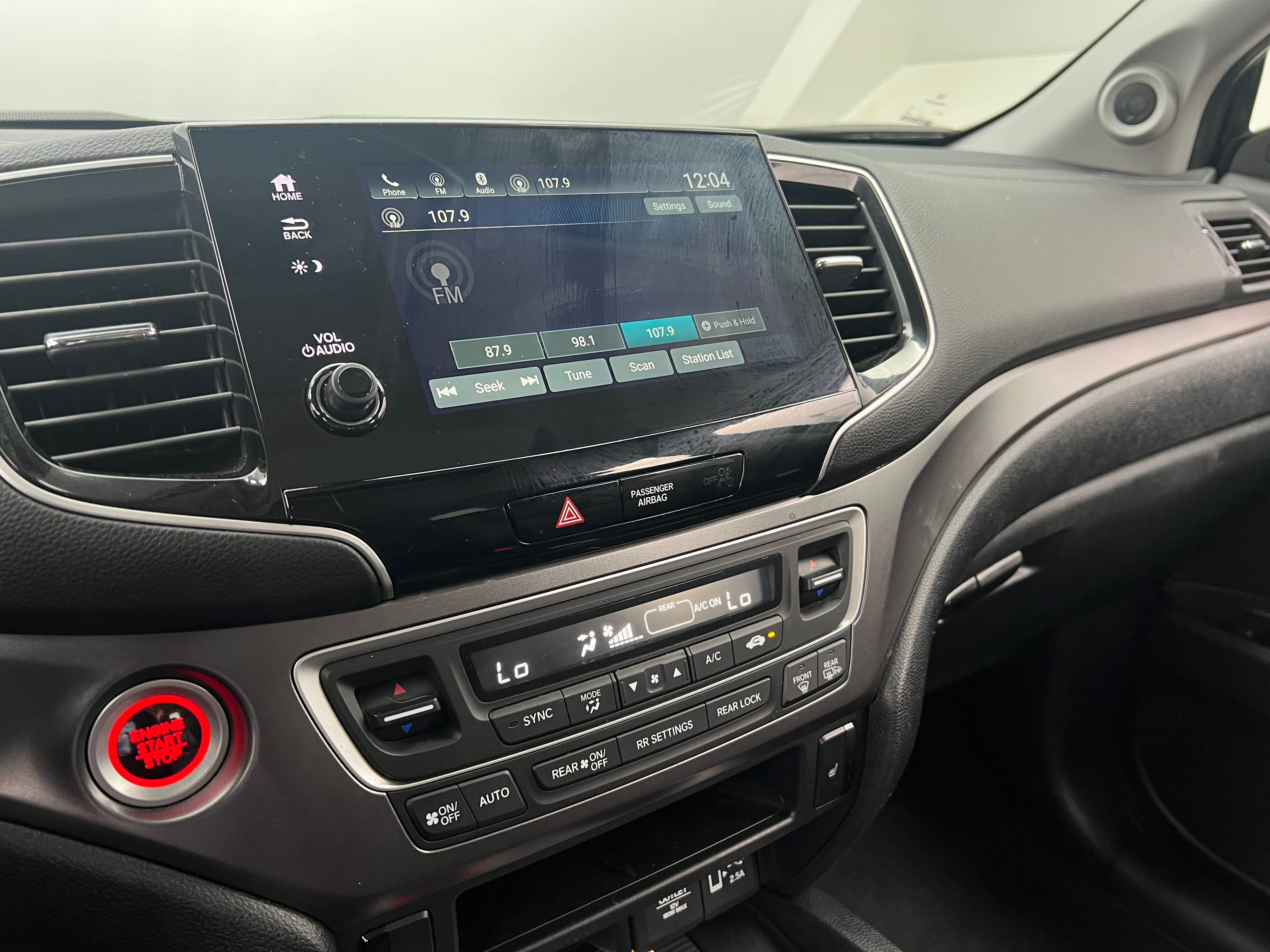 2022 Honda Pilot Special Edition 3
