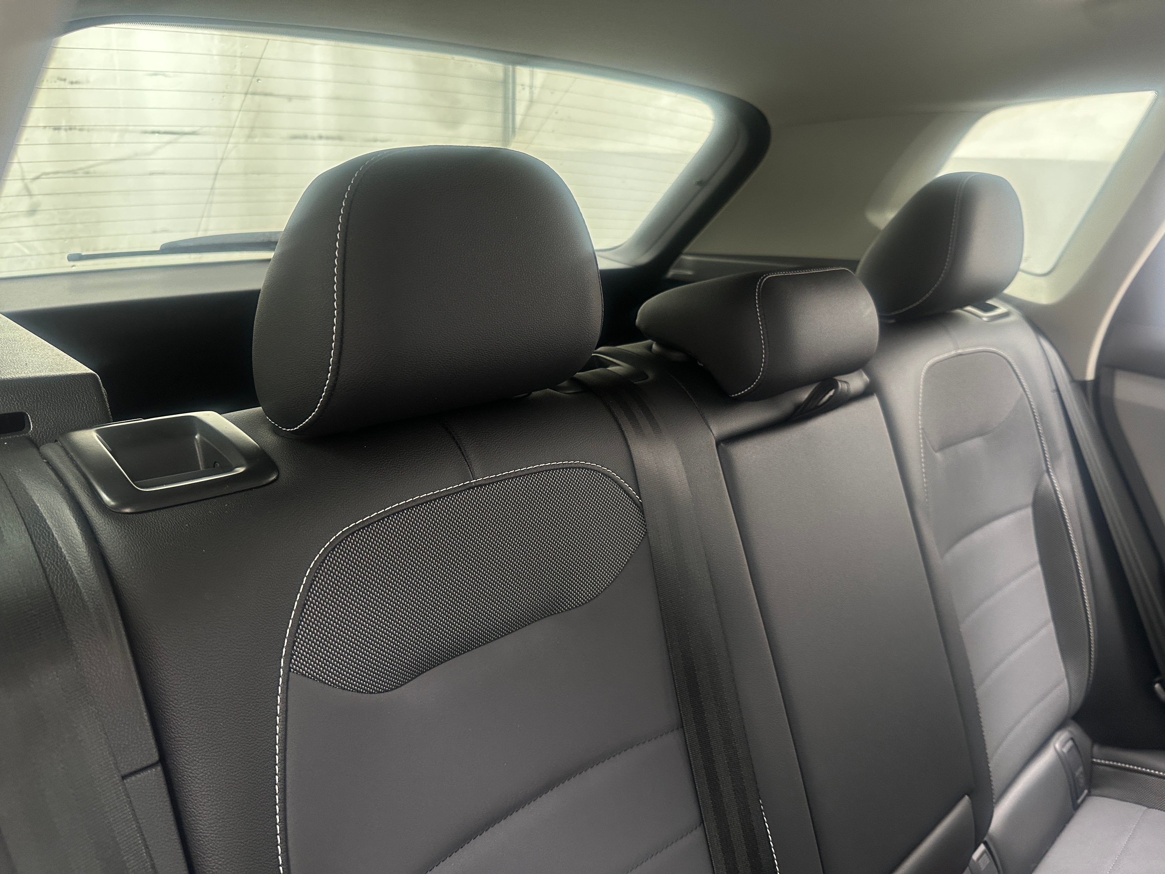 2023 Volkswagen Taos SE 6