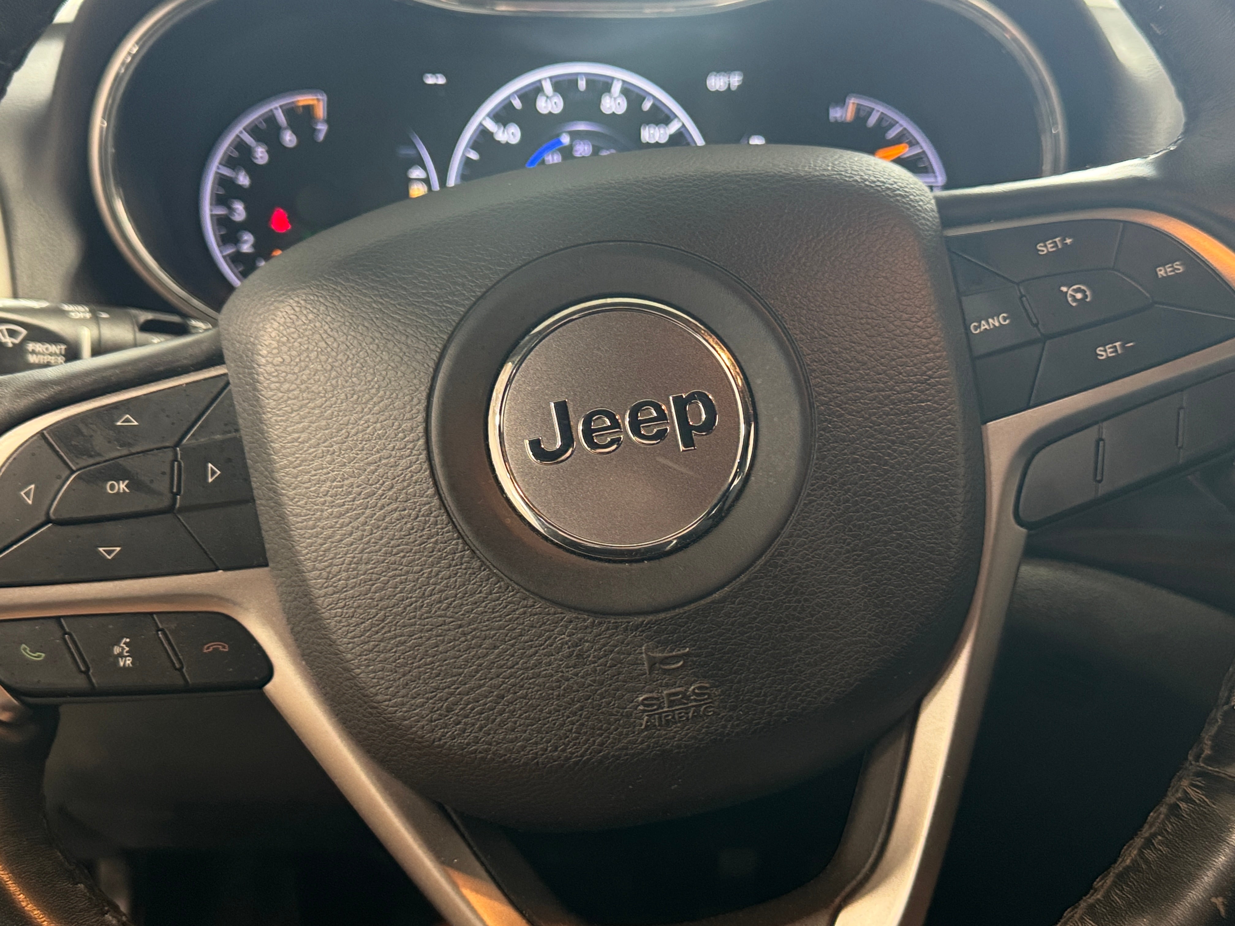 2020 Jeep Grand Cherokee Laredo 5