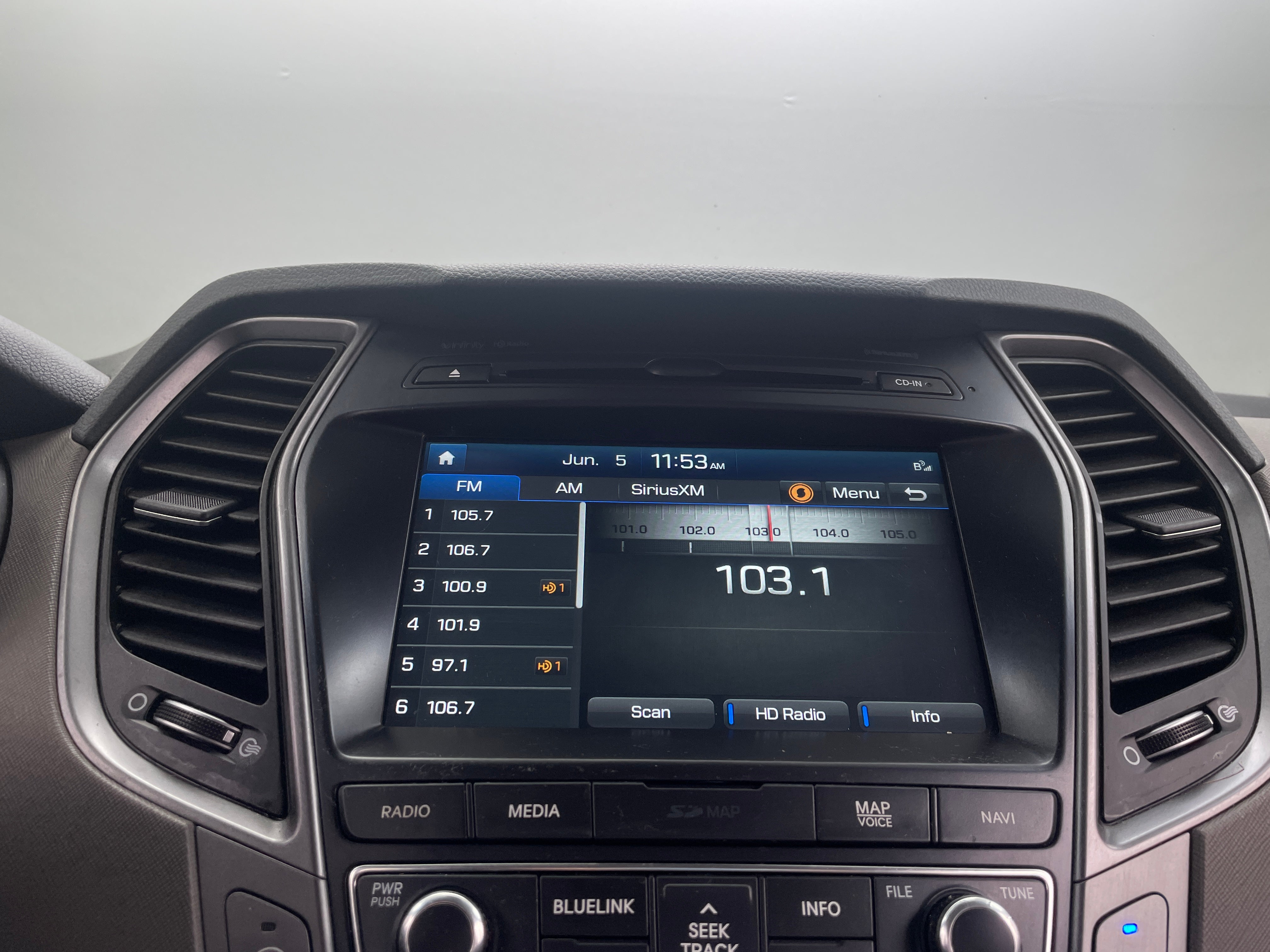 2018 Hyundai Santa Fe Ultimate 3