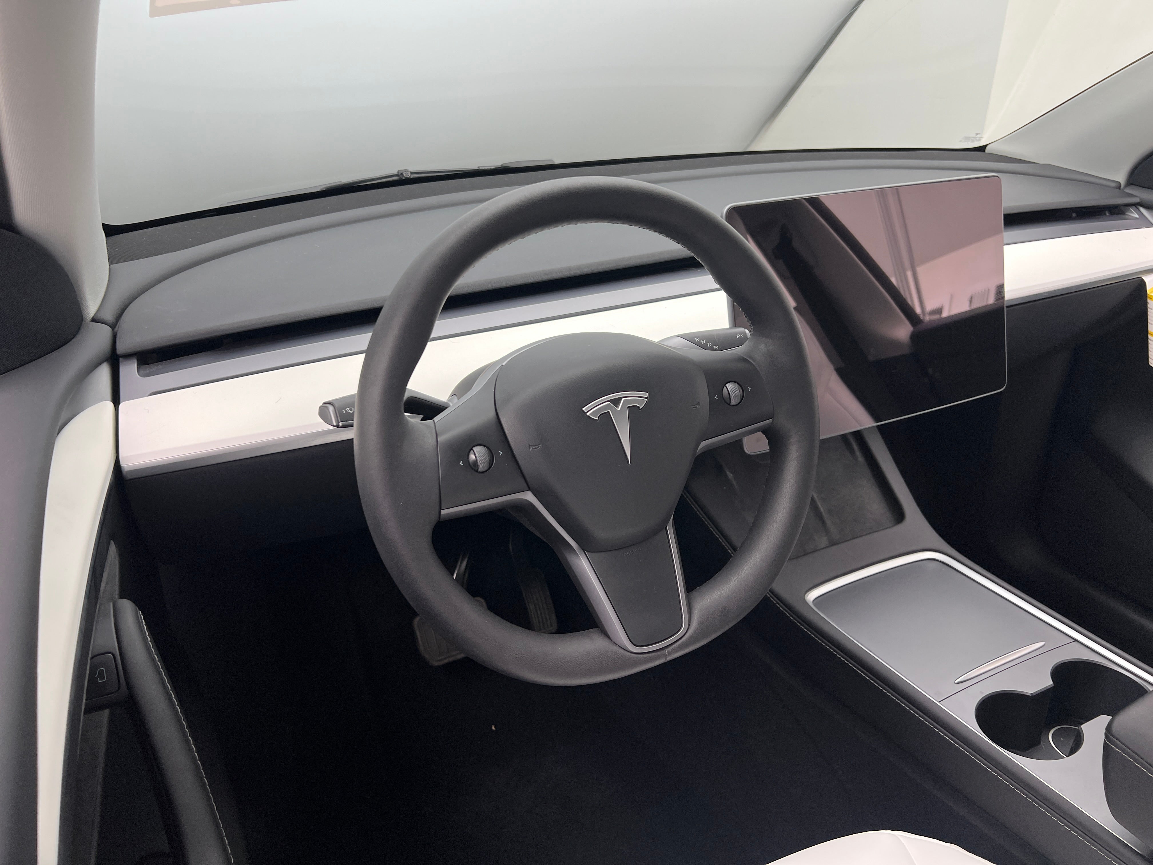 2022 Tesla Model Y Long Range 3