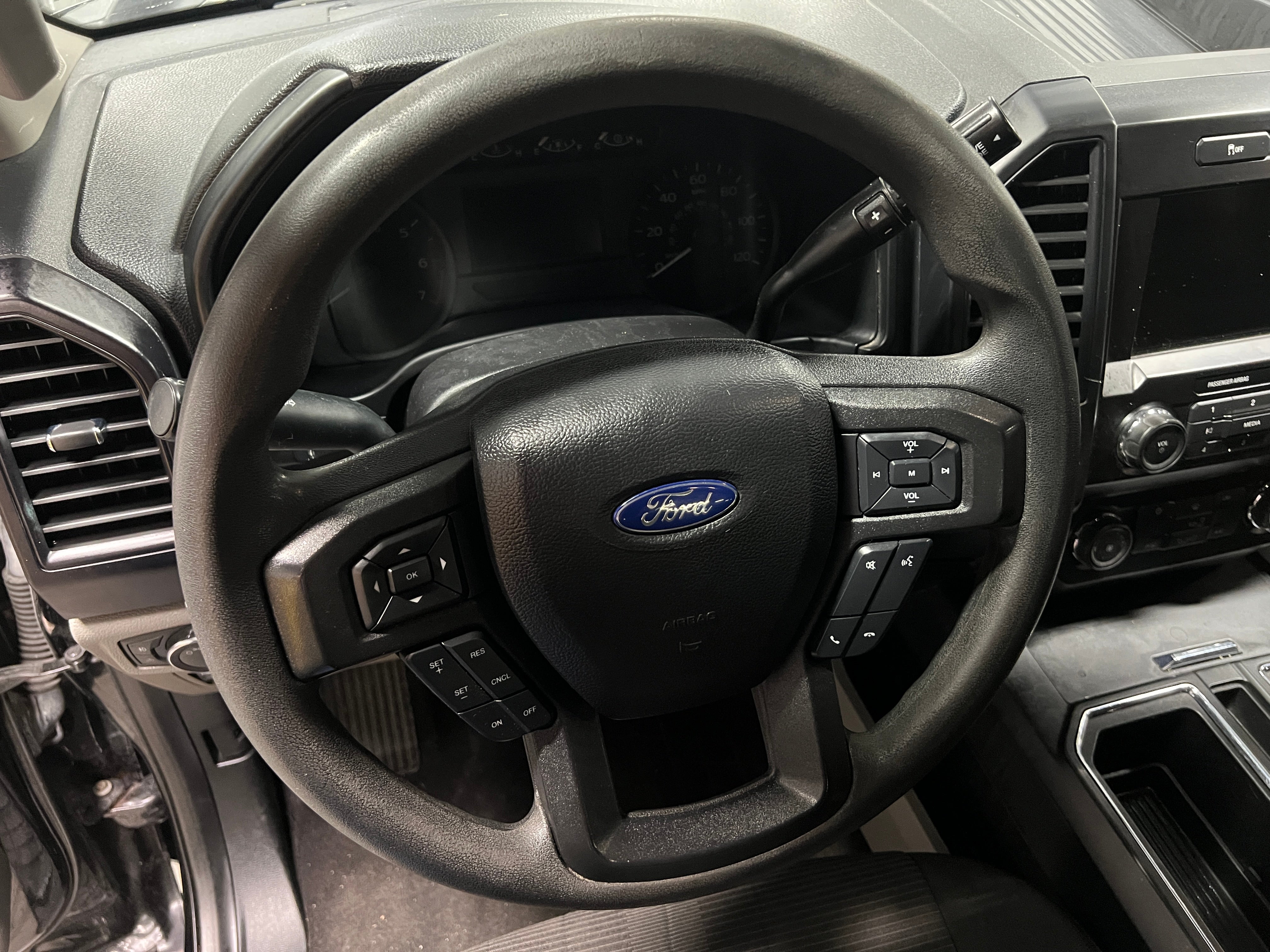 2019 Ford Econoline E-150 5