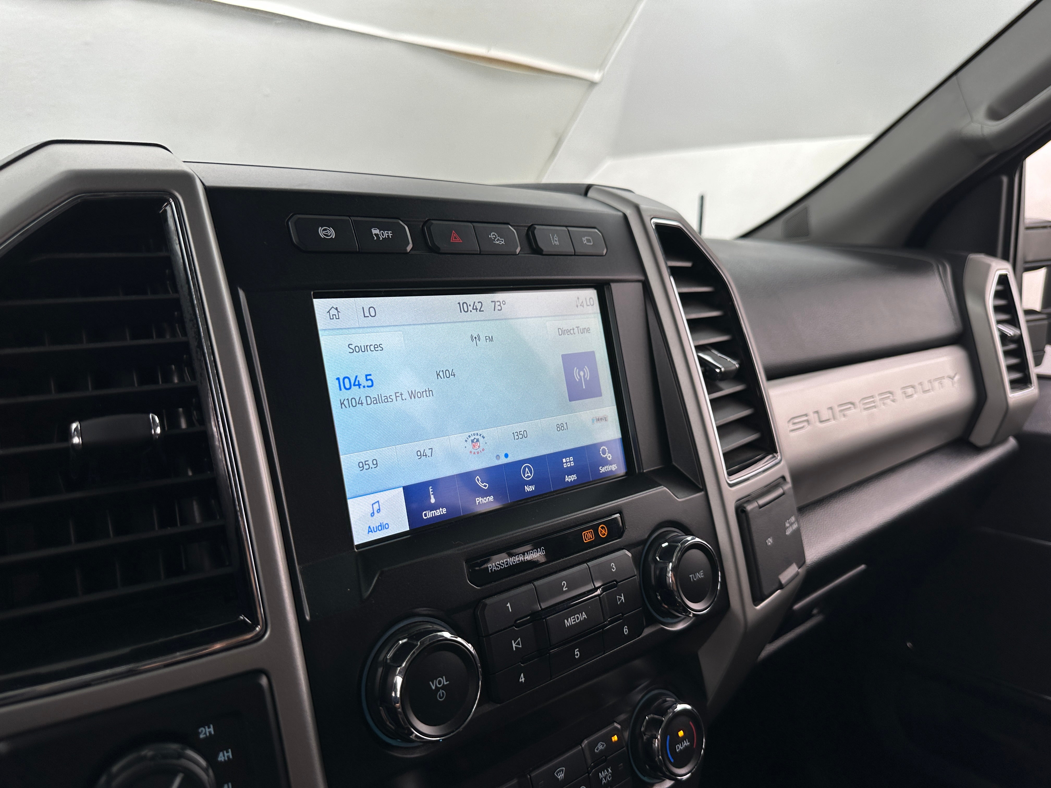 2021 Ford Econoline E-250 3