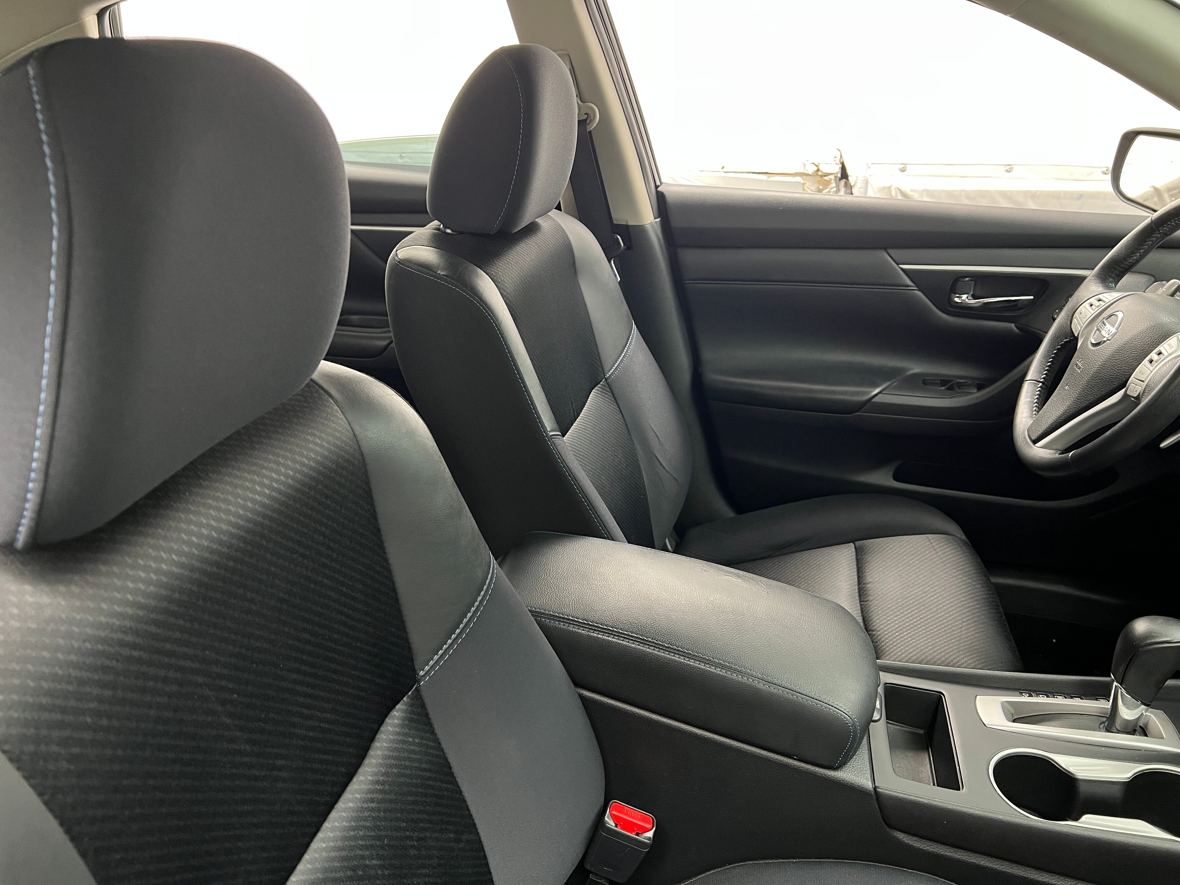 2017 Nissan Altima SR 2