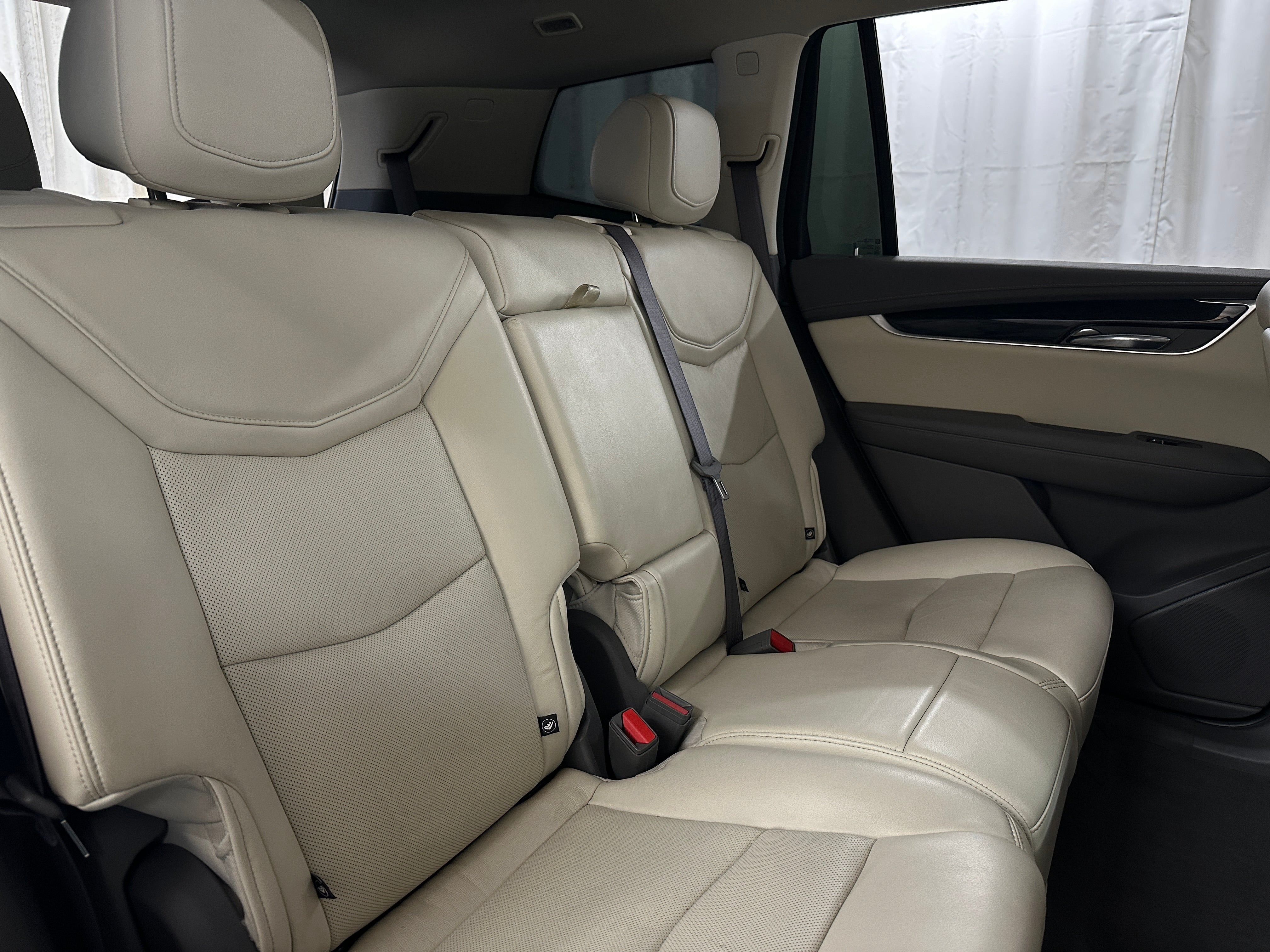 2020 Cadillac XT6 Premium Luxury 5