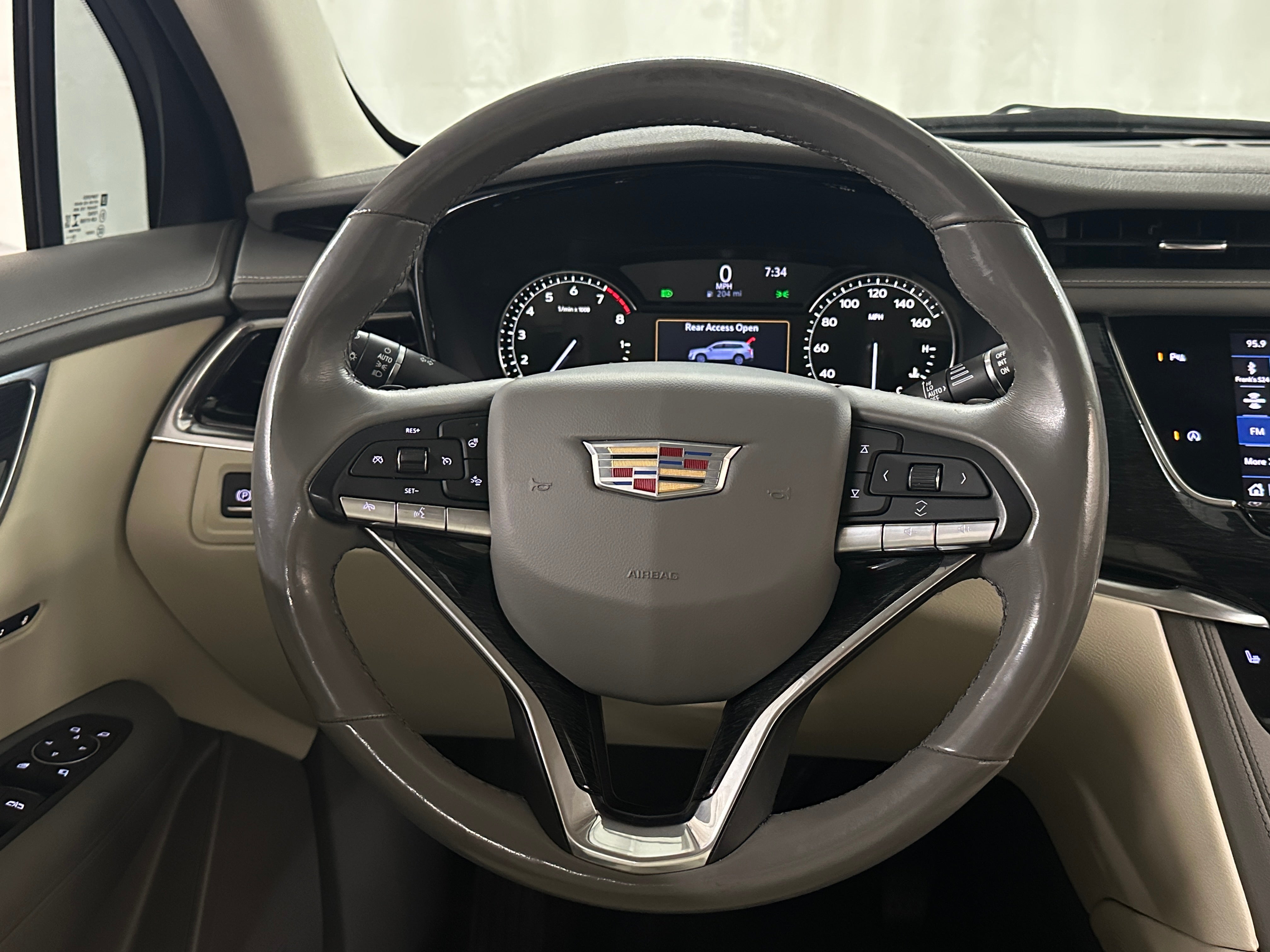 2020 Cadillac XT6 Premium Luxury 4