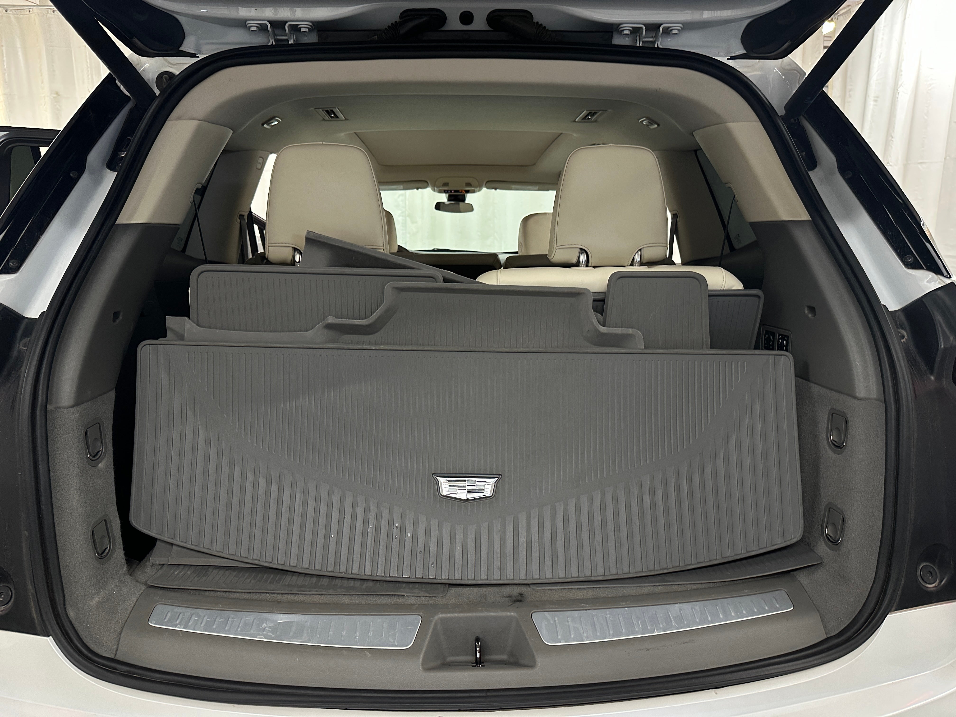 2020 Cadillac XT6 Premium Luxury 6