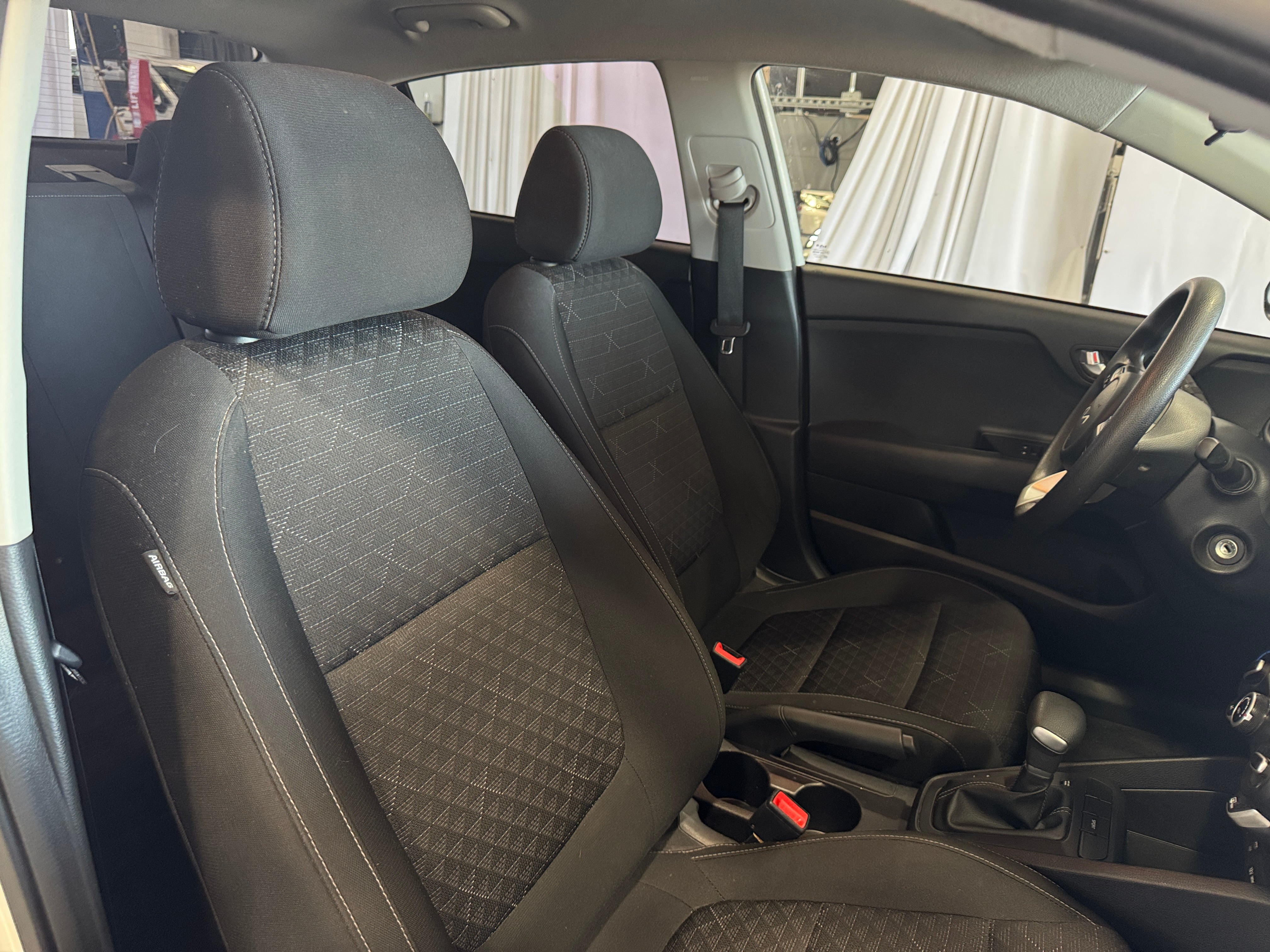 2023 Kia Rio LX 2